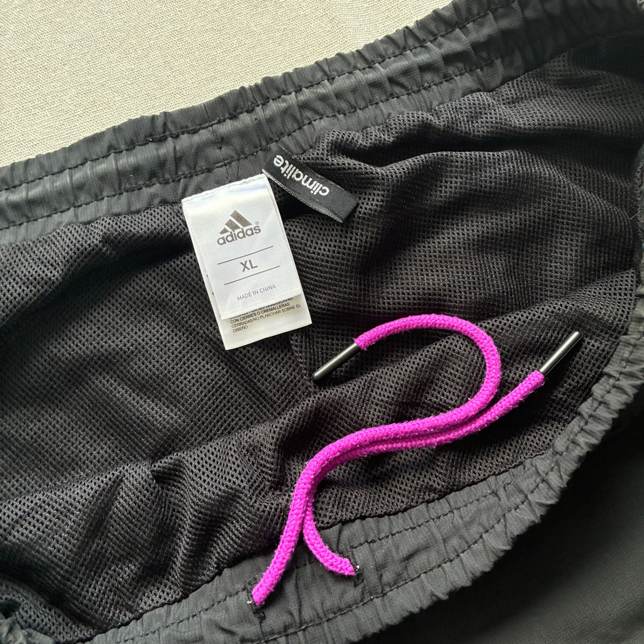 Adidas Women's Black Pink Three-Stripe Athletic Shorts Size XL — photo 4 of 8