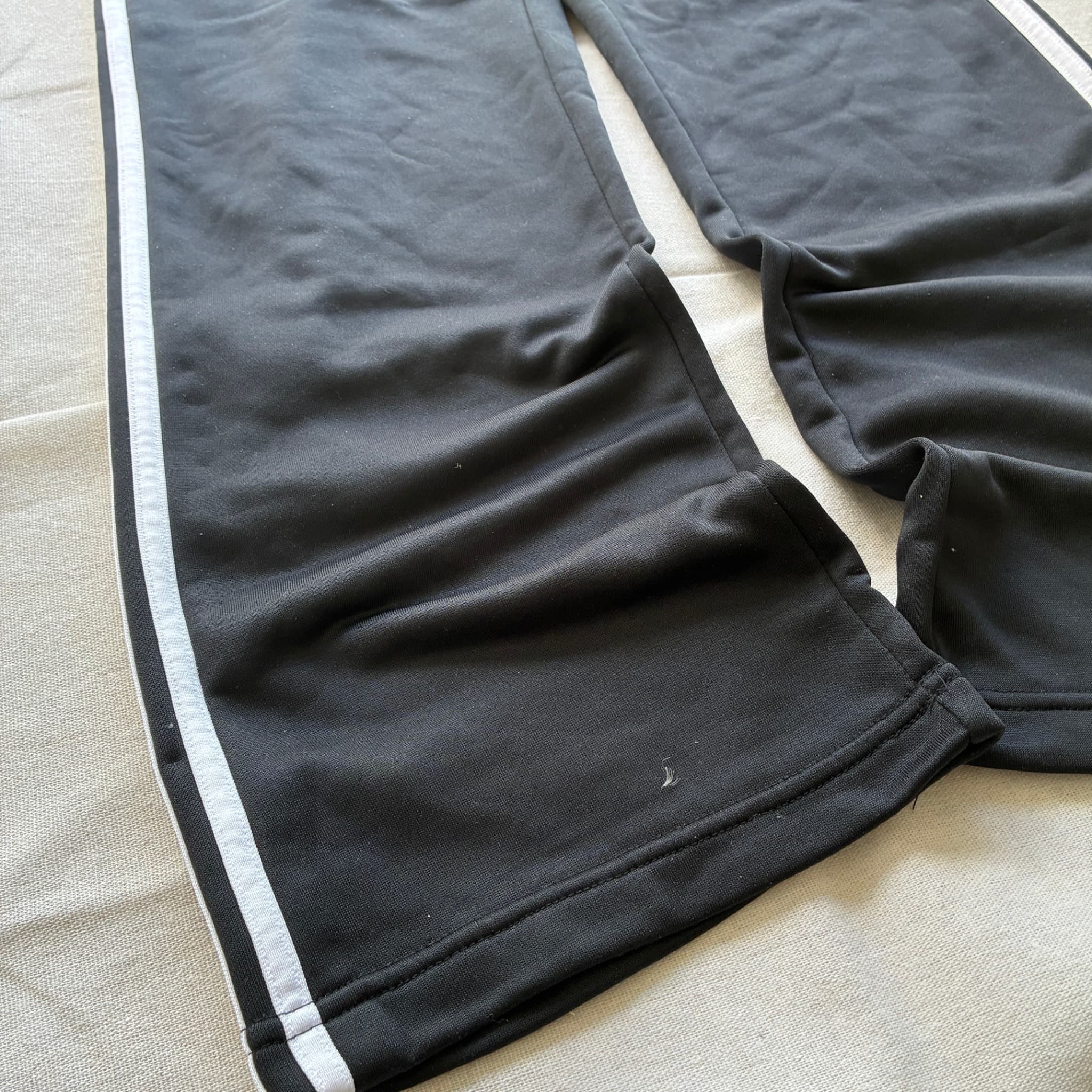 Adidas Women's Black Wide Leg Tricot Track Pants Size S — photo 2 of 6