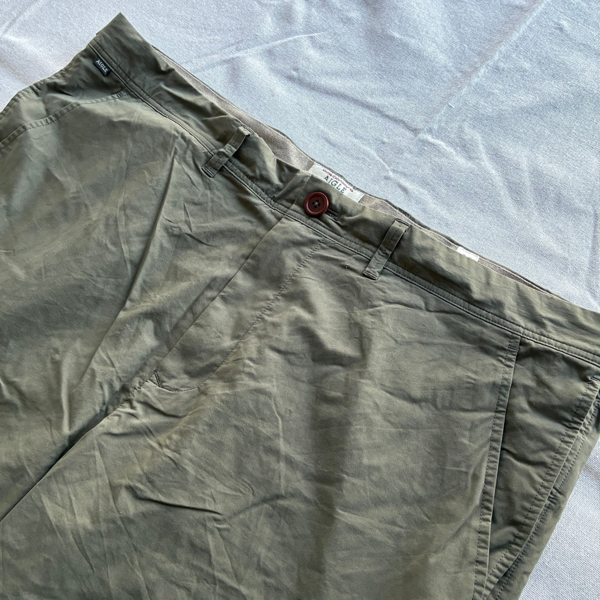 Aigle Men's Olive Green Cargo Shorts — photo 3 of 8