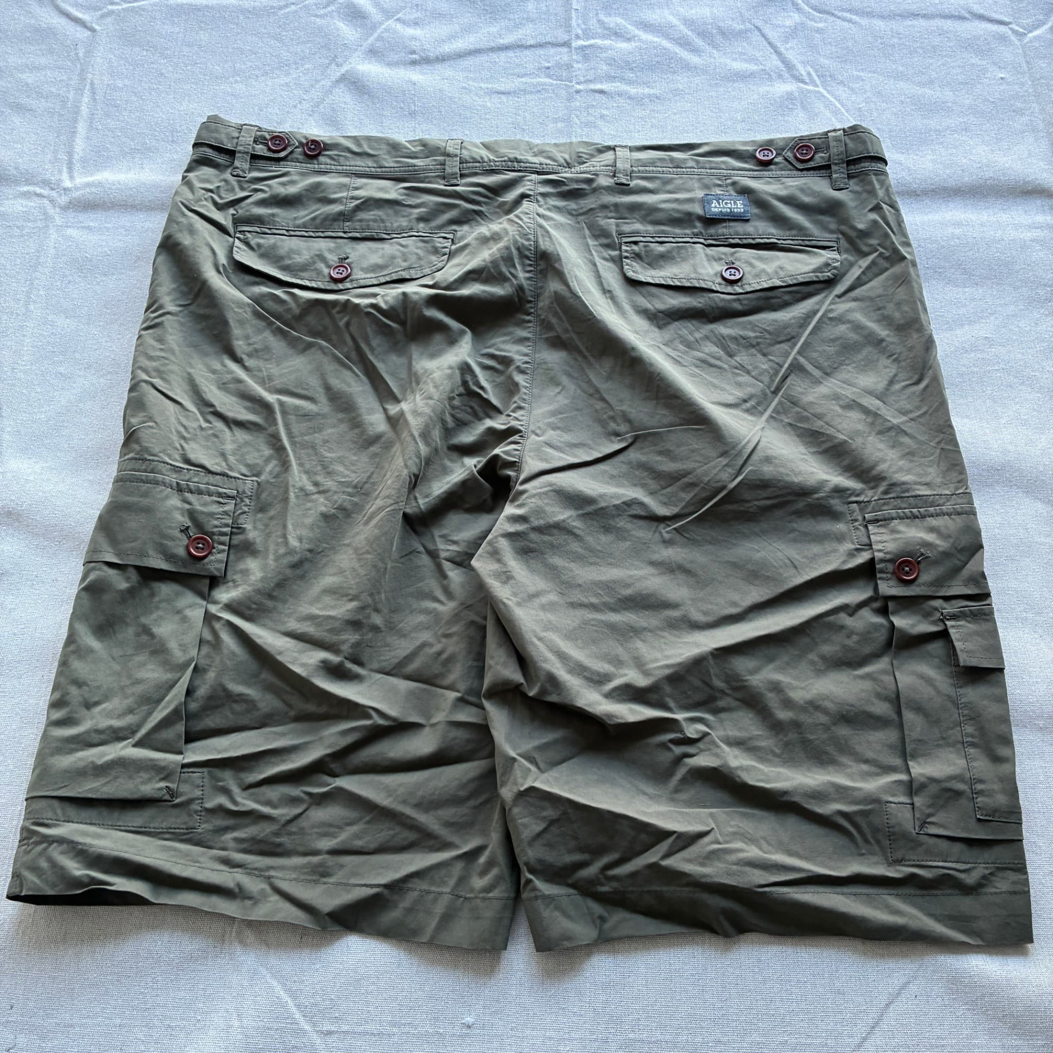 Aigle Men's Olive Green Cargo Shorts — photo 5 of 8