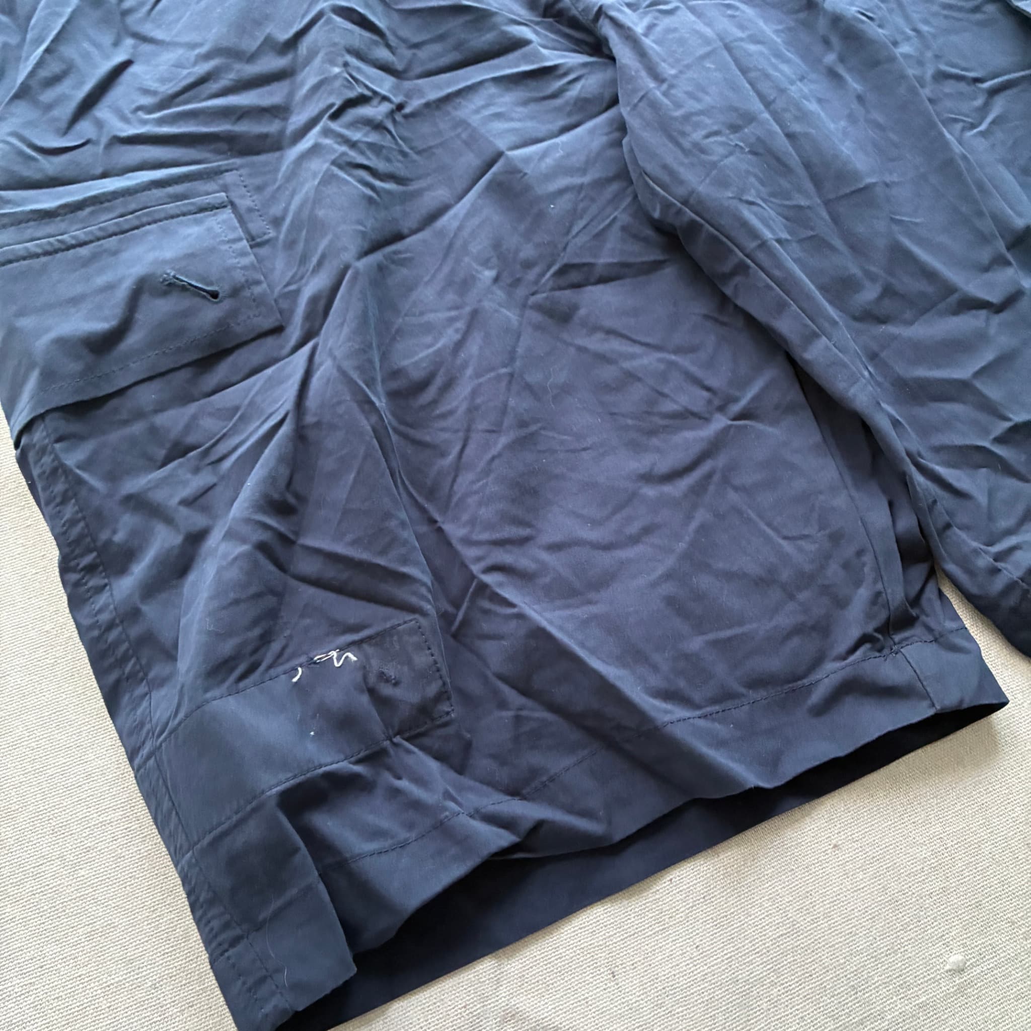 Aigle Navy Cargo Shorts Men's Size 36 — photo 2 of 8