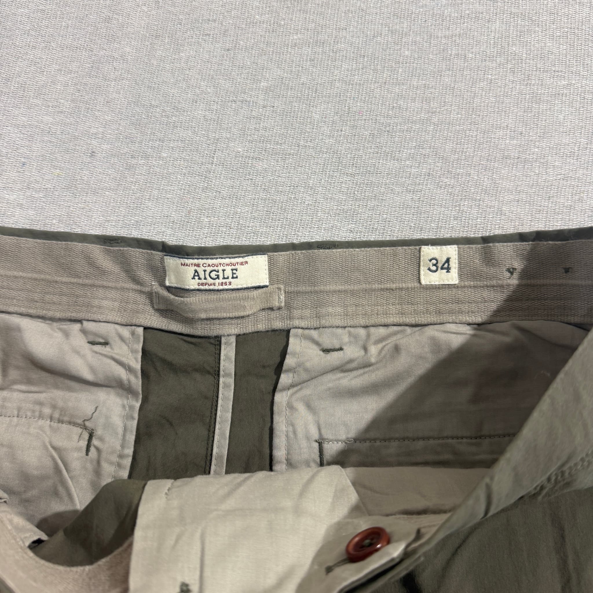 Aigle Olive Green Cargo Shorts Size 34 — photo 4 of 7