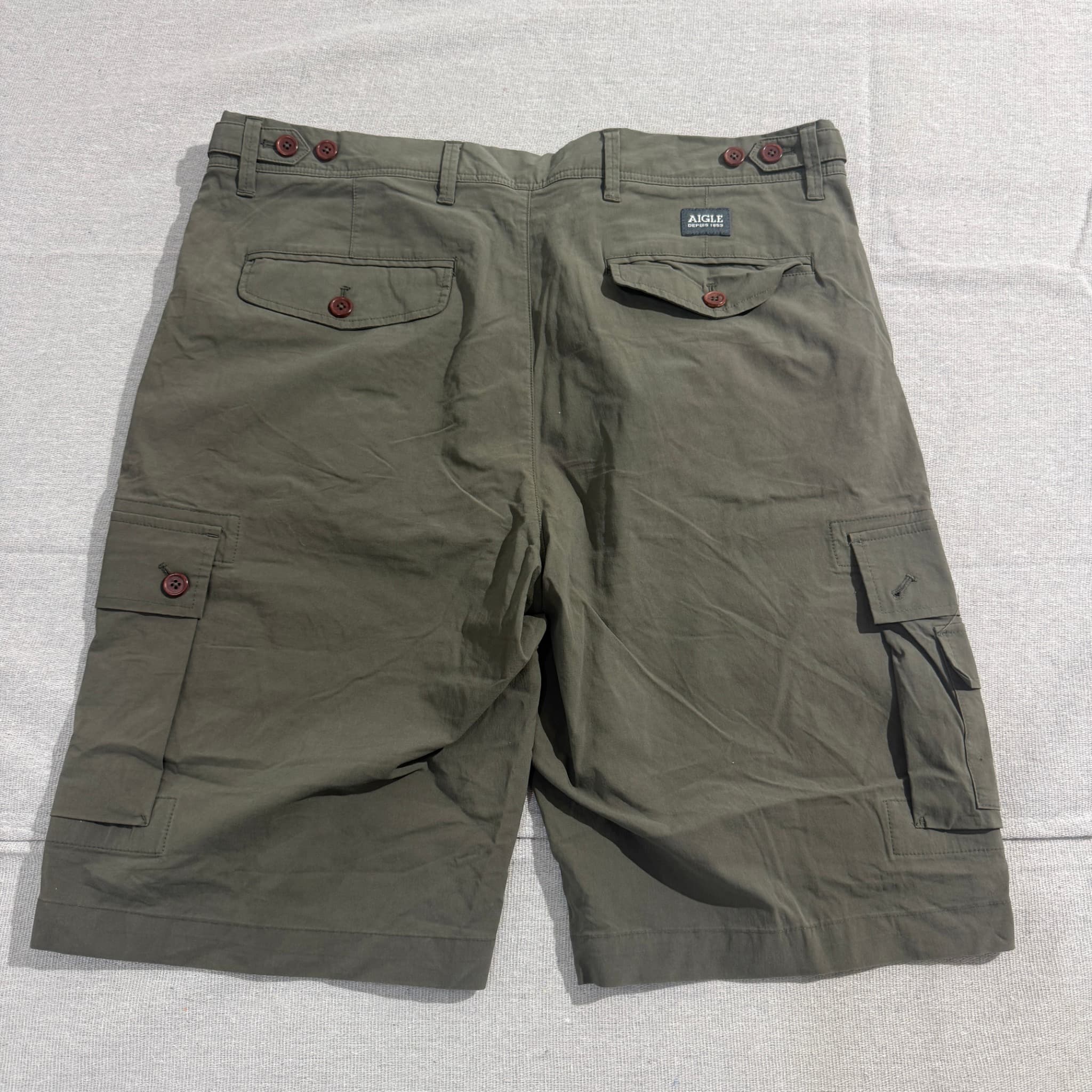 Aigle Olive Green Cargo Shorts Size 34 — photo 6 of 7