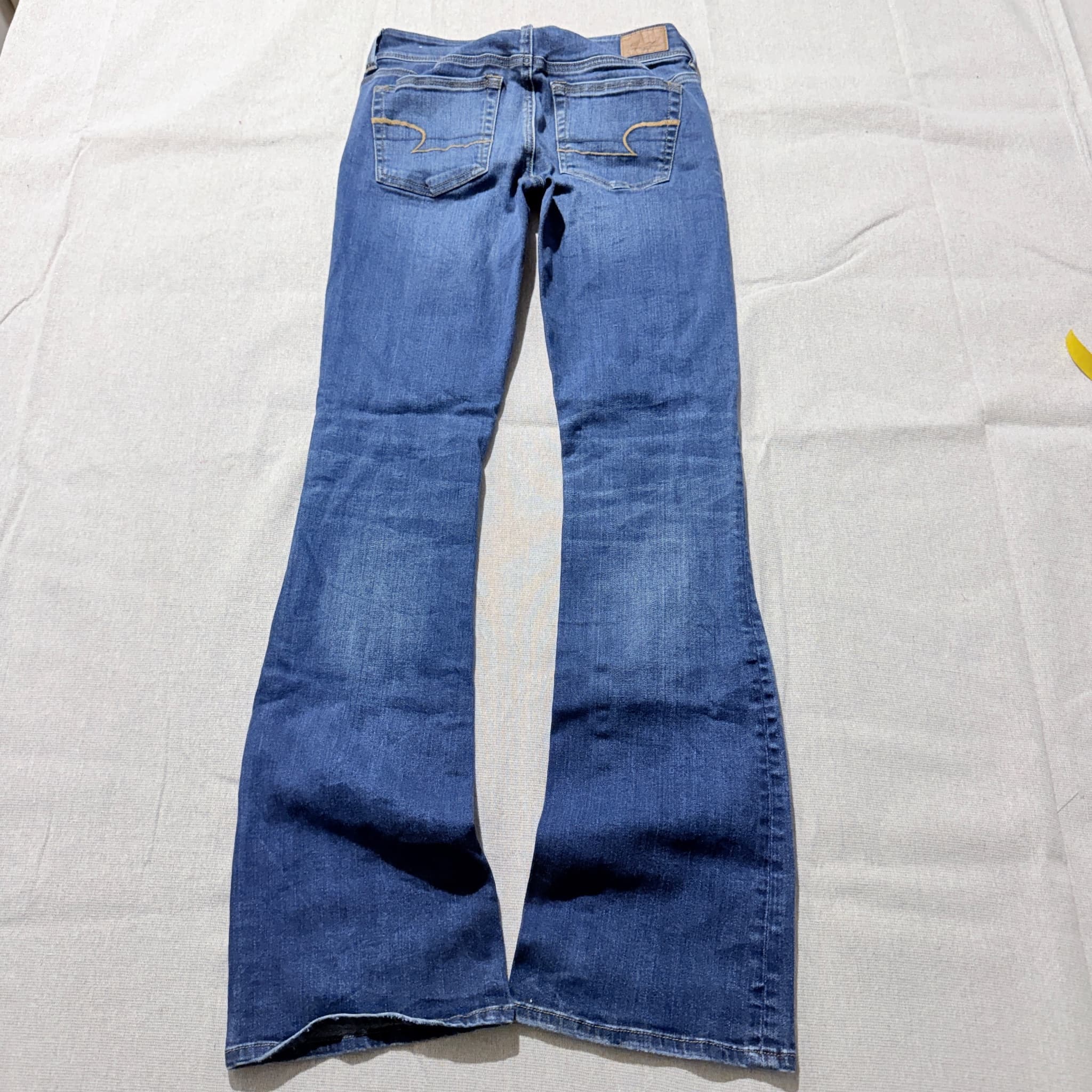American Eagle Outfitters Women's Flare Jeans Blue Stretch Denim Size 2 — photo 5 of 9