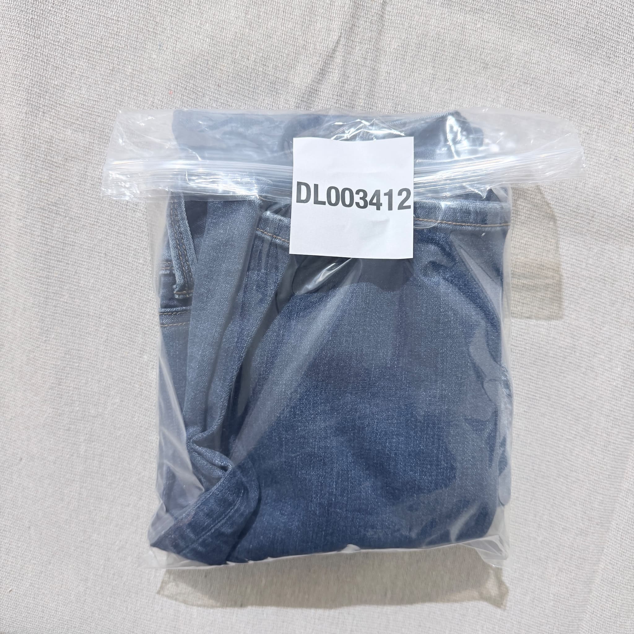 American Eagle Outfitters Women's Flare Jeans Blue Stretch Denim Size 2 — photo 9 of 9