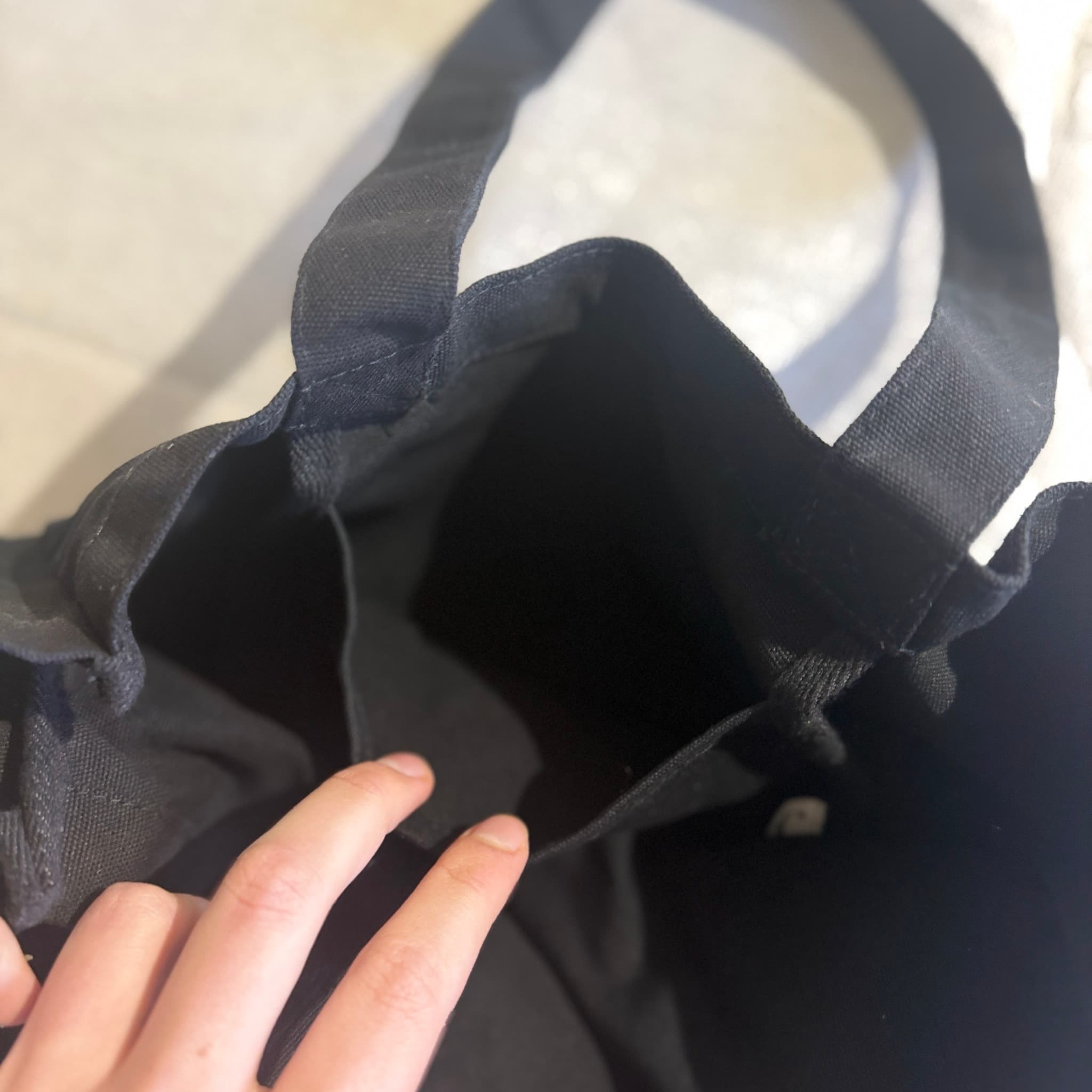Arc'teryx Logo Tote Bag Black — photo 4 of 9