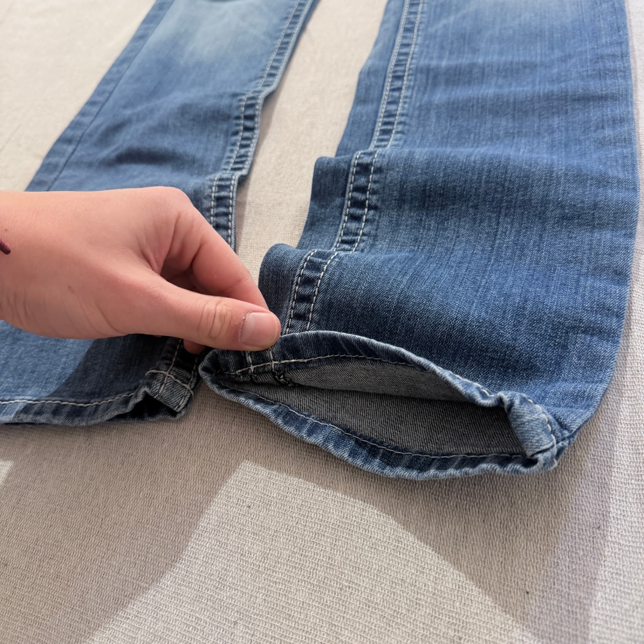 Ariat Modern Slim Leg Jeans Blue — photo 2 of 8