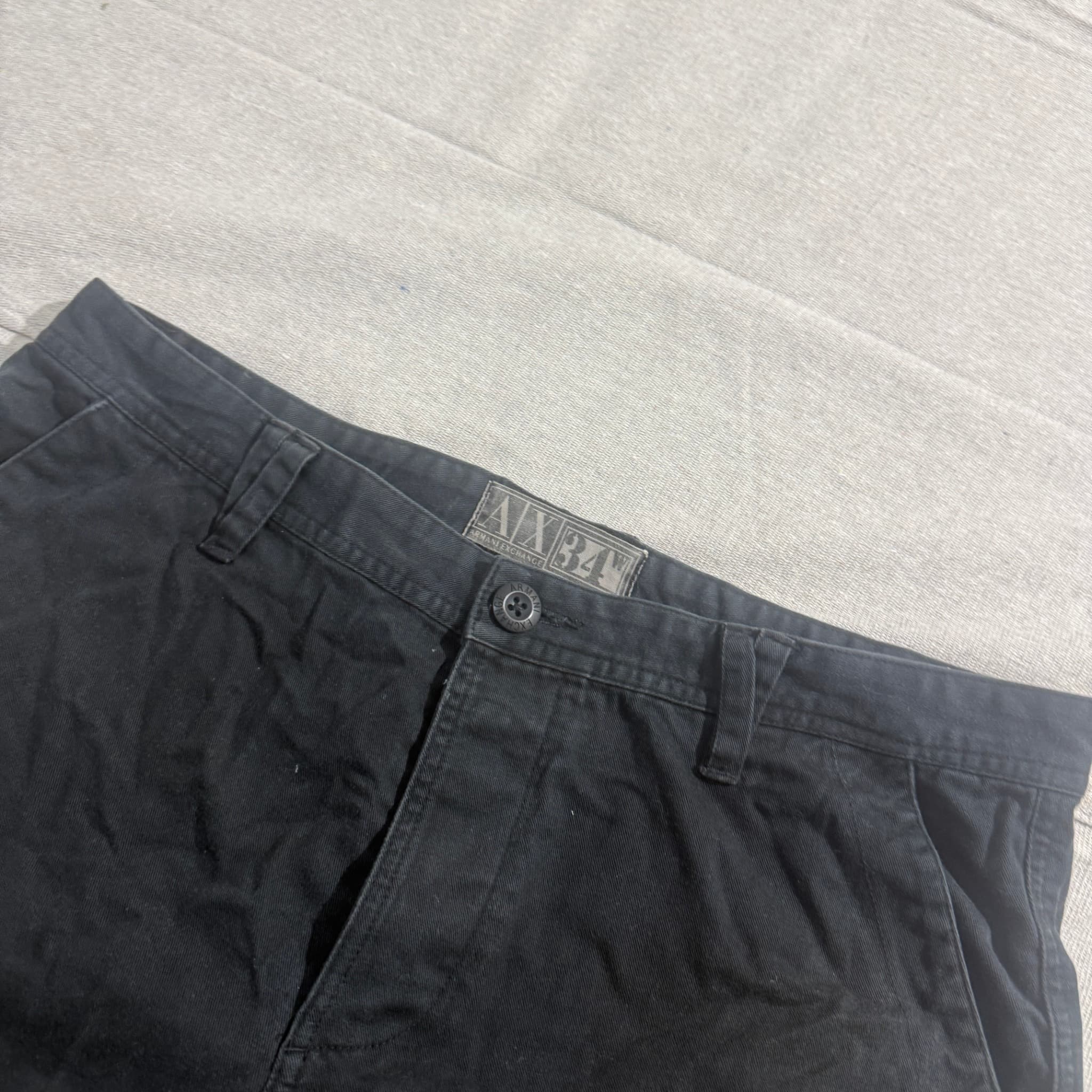 Armani Exchange A|X Black Cargo Shorts Size 34 — photo 3 of 6