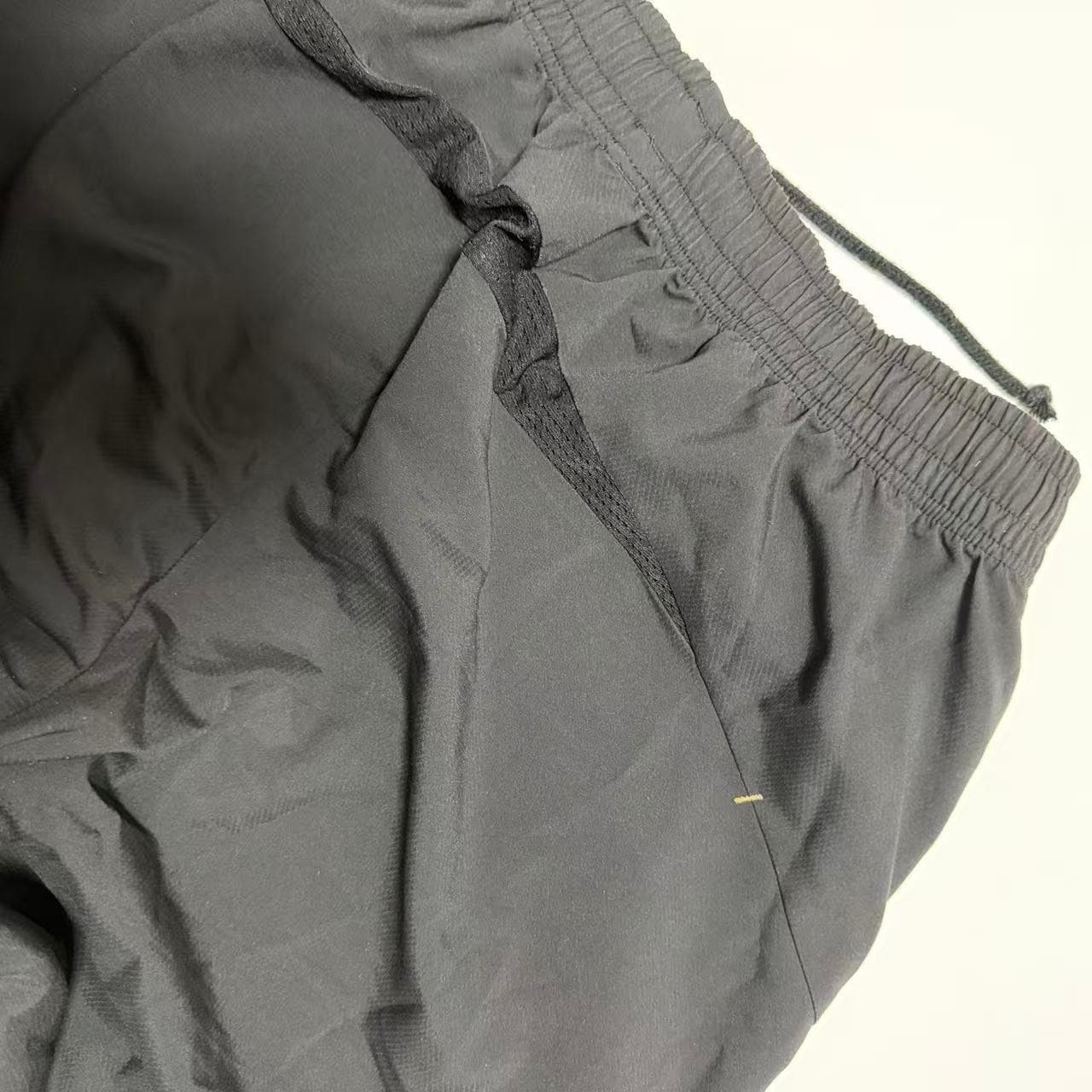 Asics Black Gold Logo Track Pants XXL — photo 11 of 12