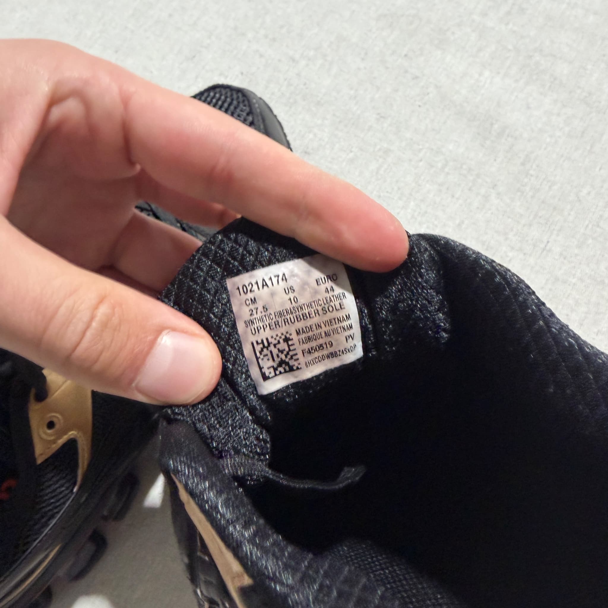 Asics Gel-Kinsei OG Black Gold Sneakers US 10 / EU 44 — photo 7 of 8