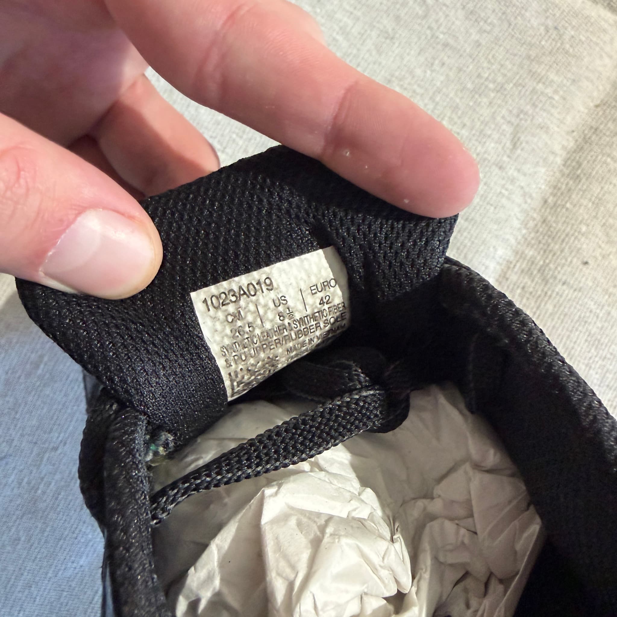 Asics Gel-Quantum 180 Black Sneakers — photo 7 of 9