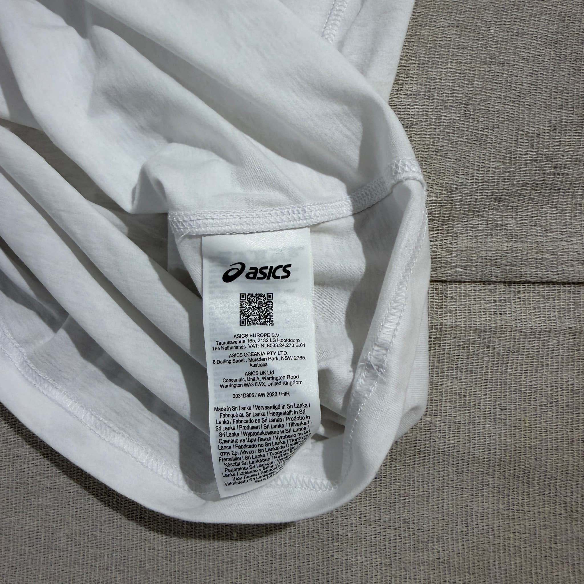 Asics Graphic Performance T-Shirt White Logo Men's Size L — photo 5 of 7