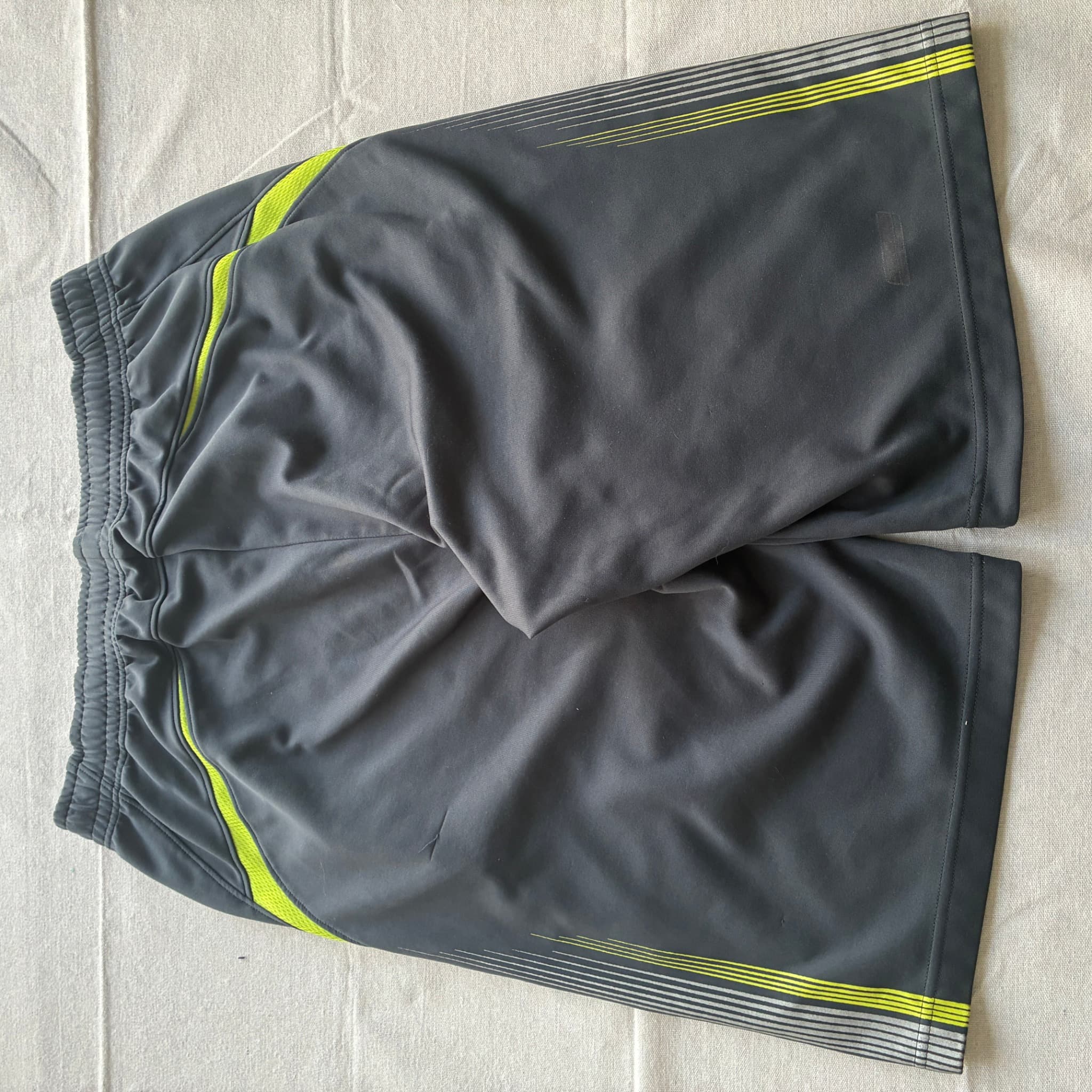 Asics Men's Athletic Training Shorts Black Neon Green — photo 5 of 7