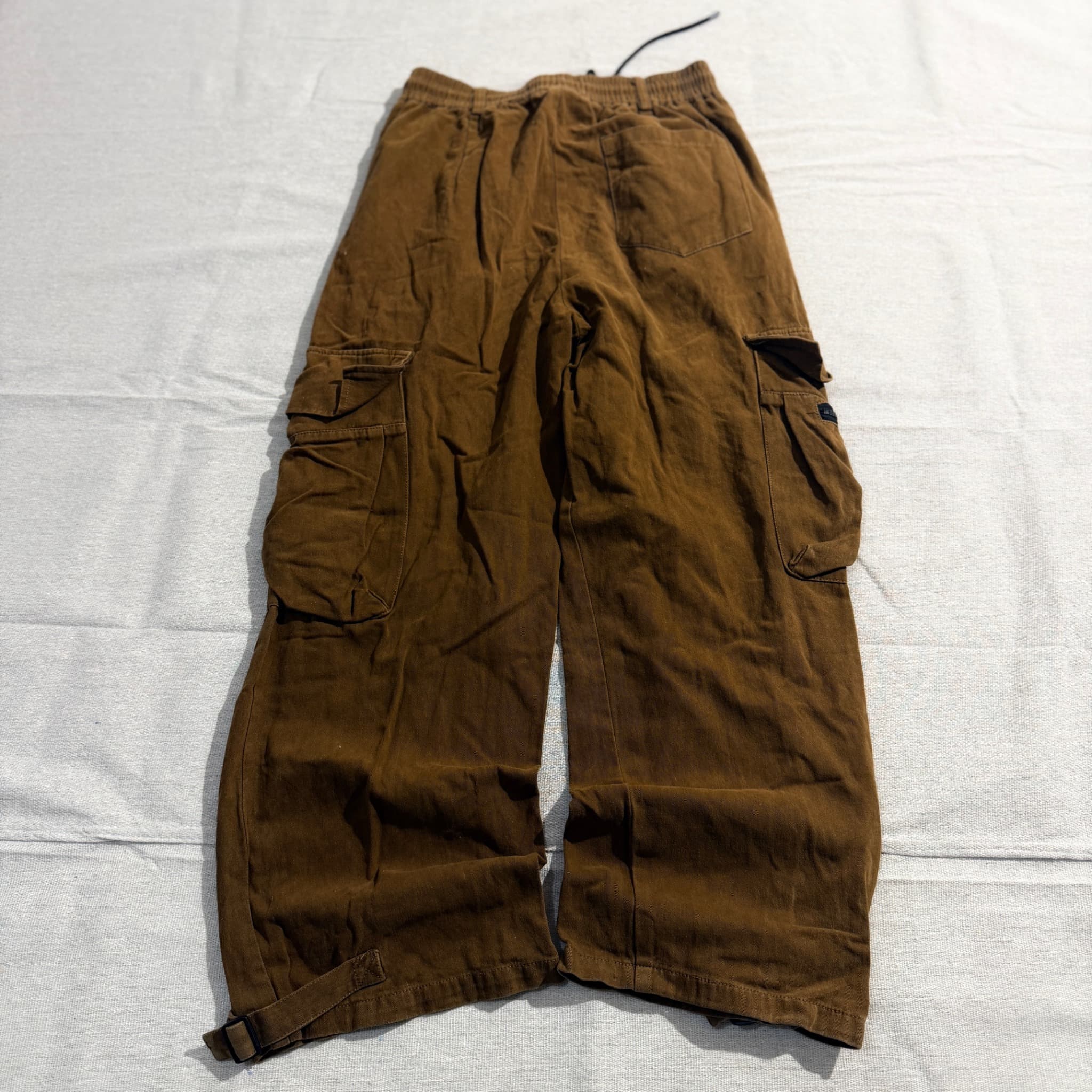Baggy Vintage 2000s Brown Cargo Pants Adjustable Hem — photo 5 of 7
