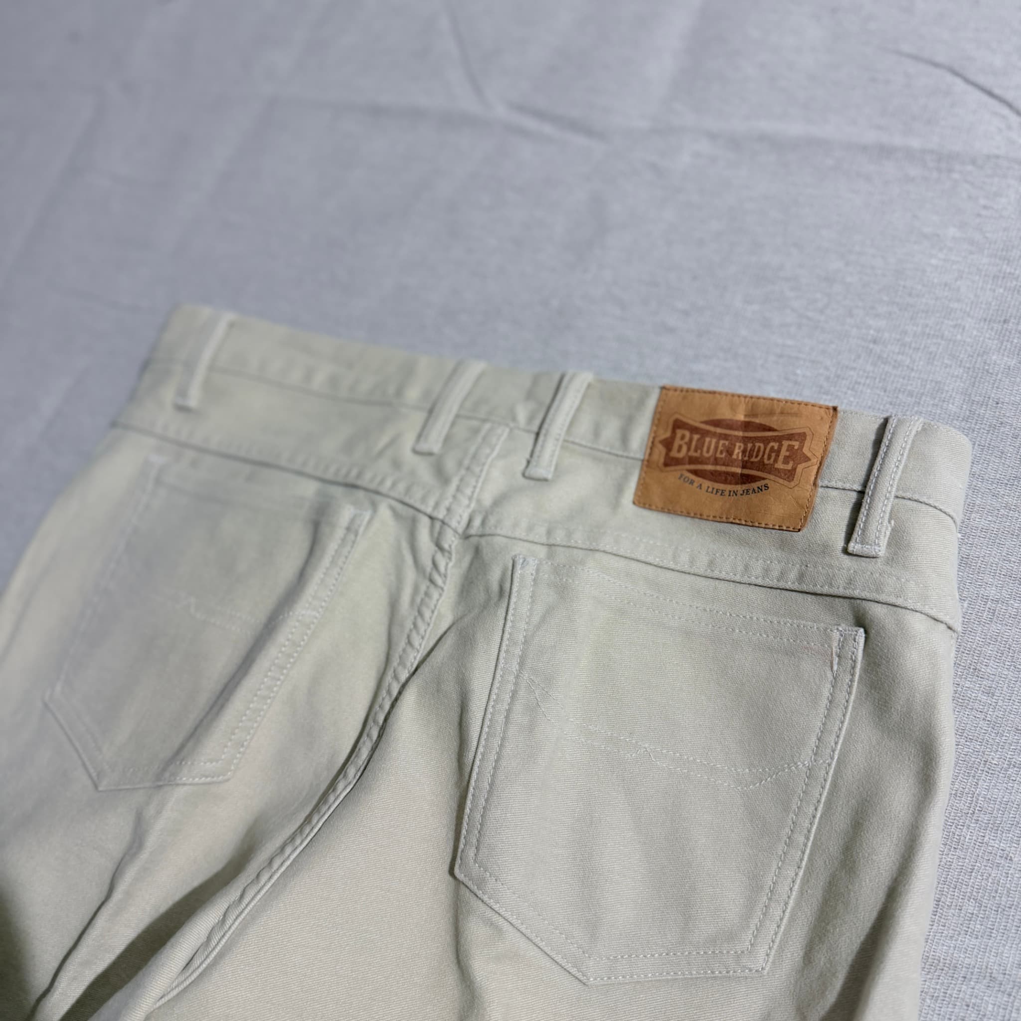 Blue Ridge Beige Relaxed Fit Jeans — photo 6 of 7