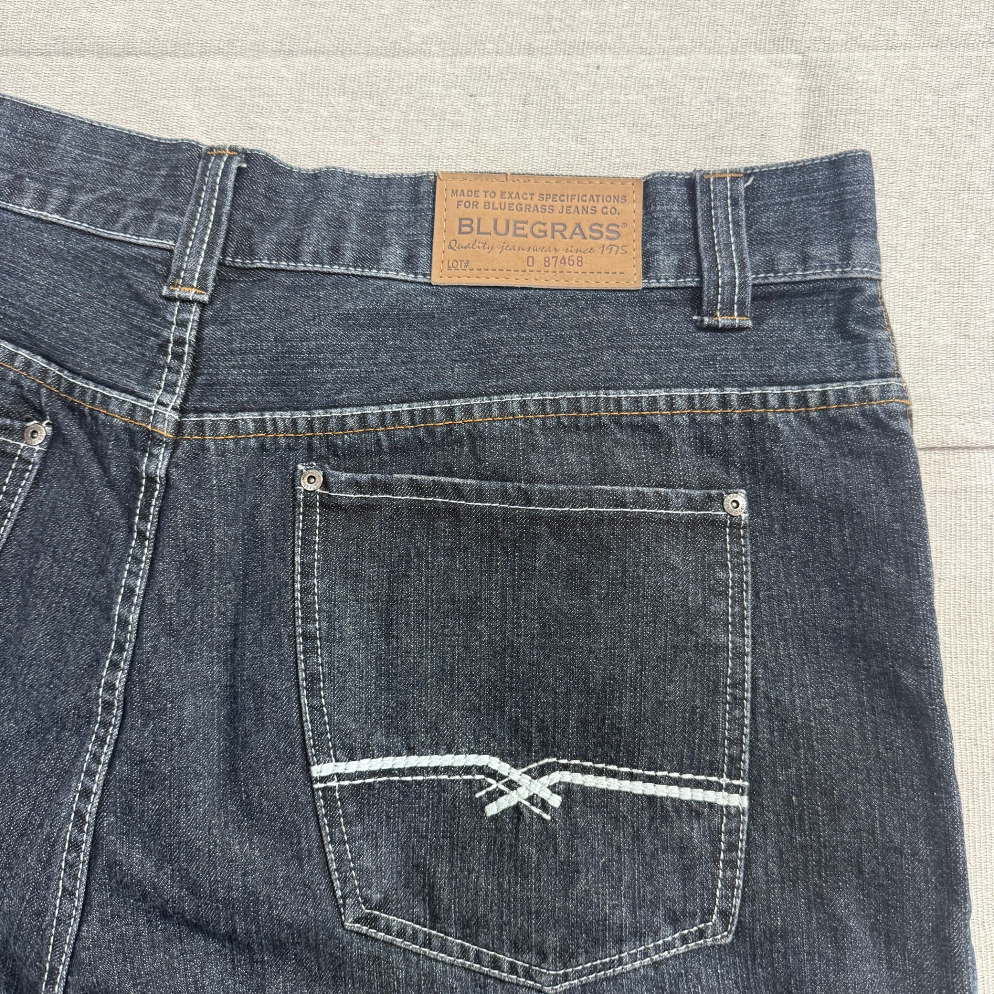 Bluegrass Men's Dark Wash Denim Shorts Size 40 — photo 5 of 7