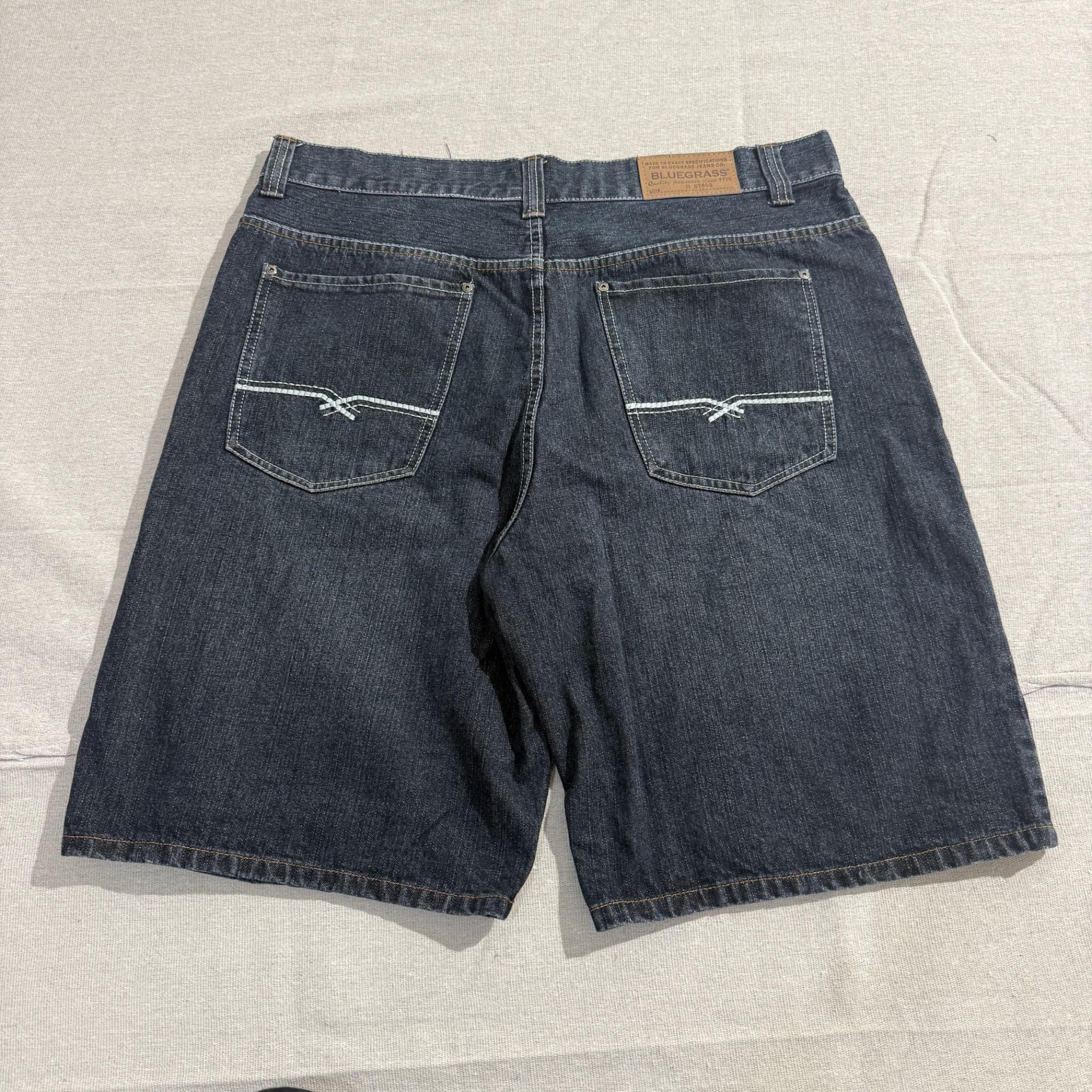 Bluegrass Men's Dark Wash Denim Shorts Size 40 — photo 6 of 7