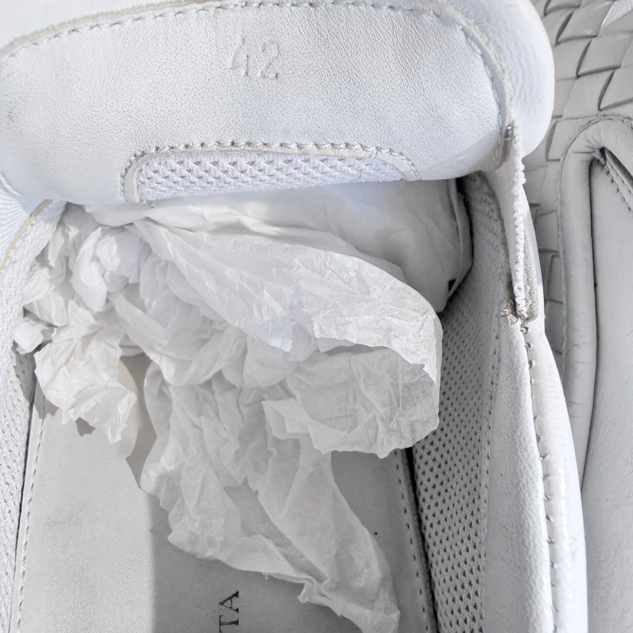 Bottega Veneta Intrecciato Slip-On Sneakers White 42 — photo 6 of 10