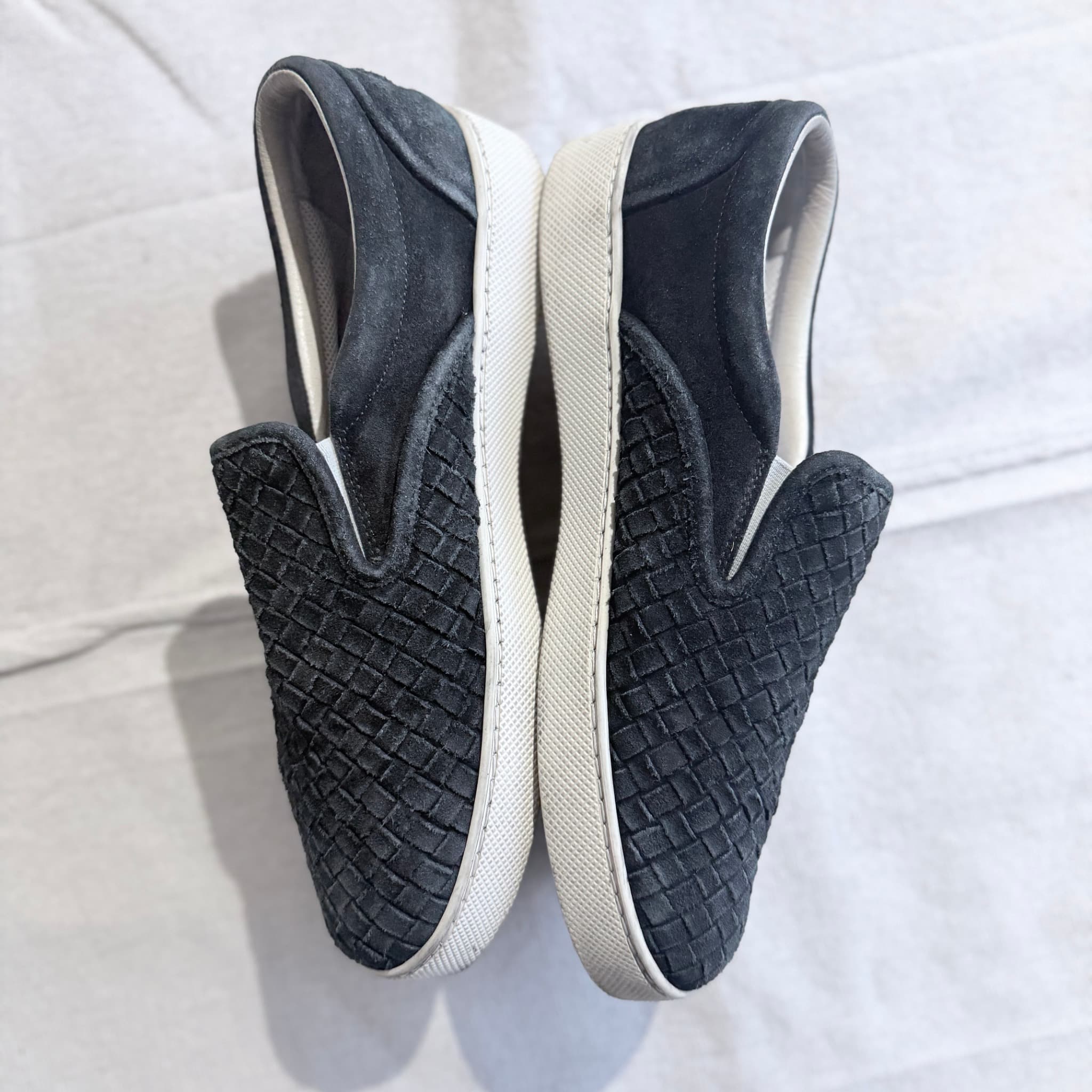 Bottega Veneta Intrecciato Suede Slip-On Sneakers — photo 4 of 8