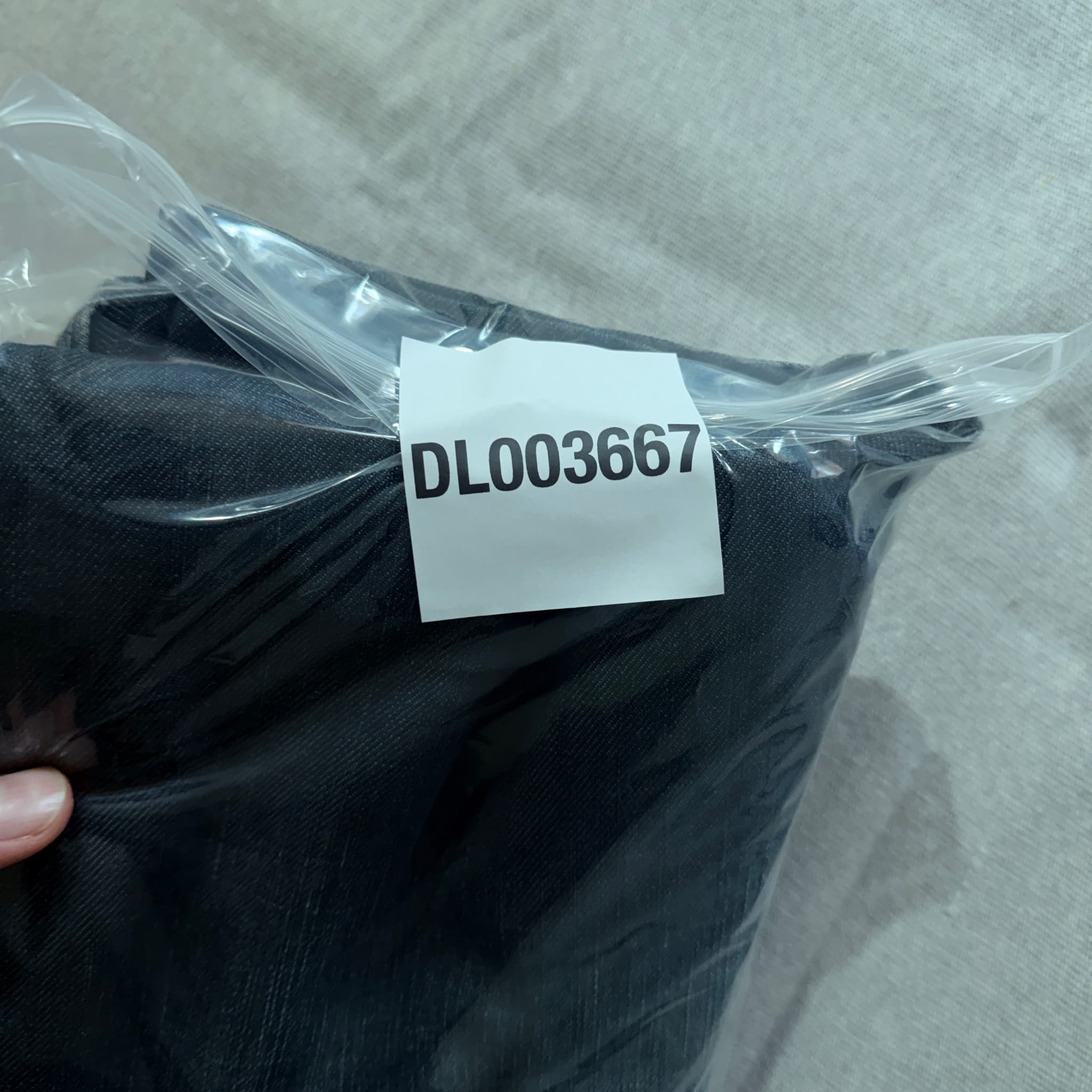 Calvin Klein Jeans Jeans Jeans Men's Dark Wash Denim Jeans Size W36 L34 — photo 8 of 8