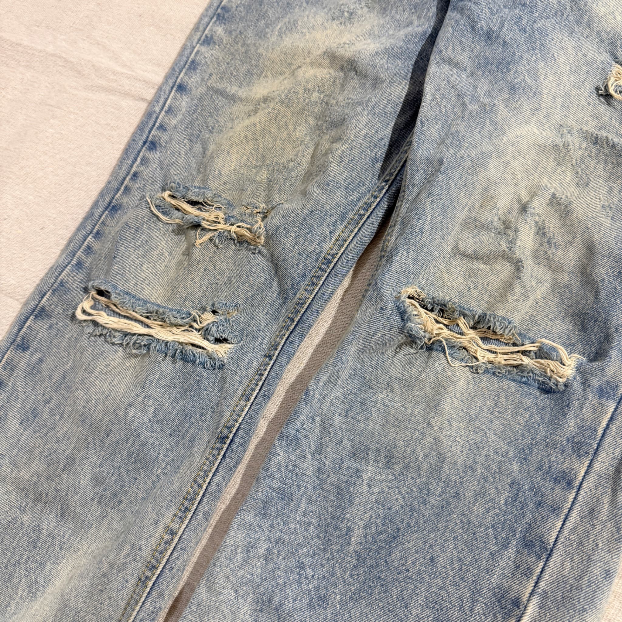 CELINE Distressed Light Wash Denim Jeans Baggy Vintage 2000s Release — photo 3 of 6