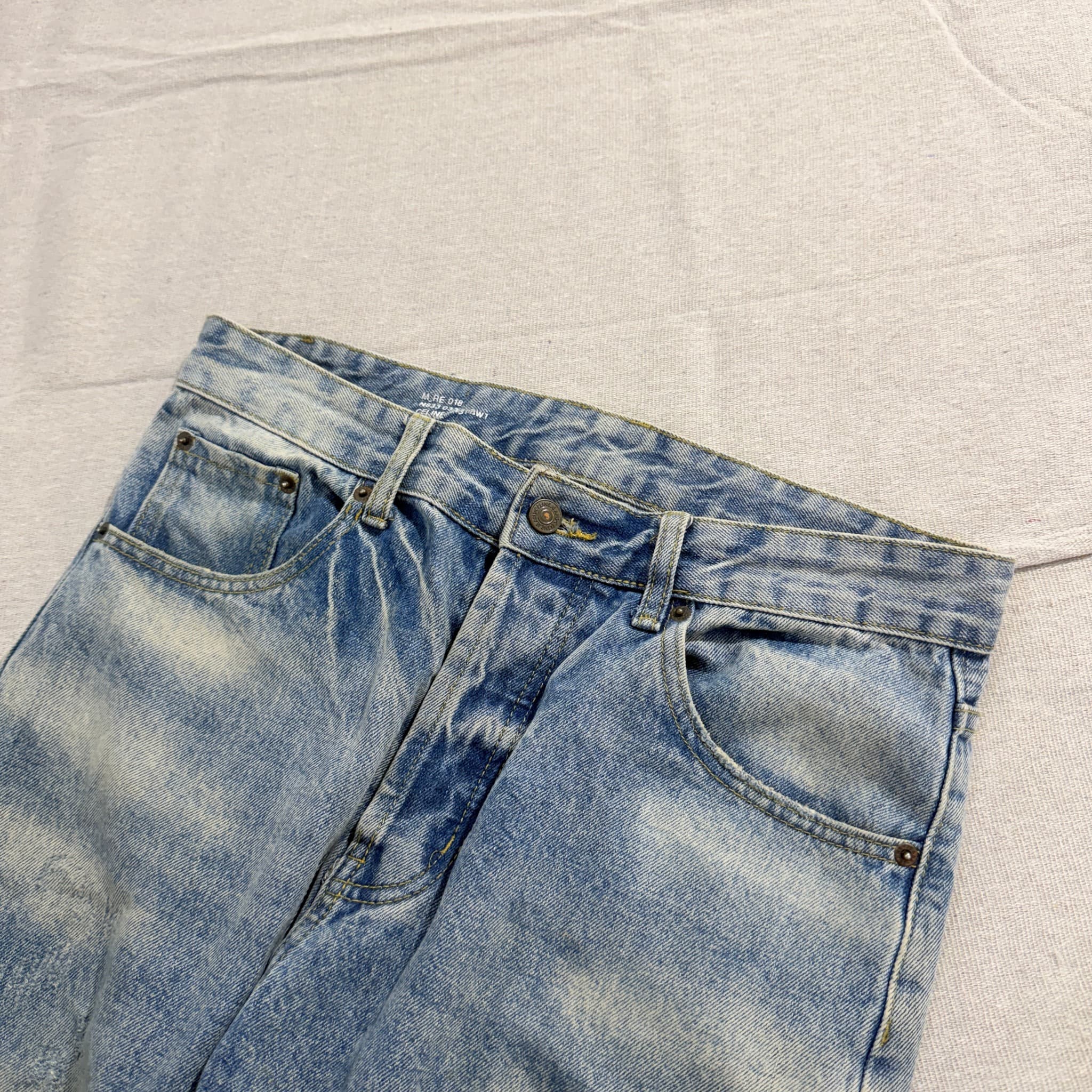 CELINE Distressed Light Wash Denim Jeans Baggy Vintage 2000s Release — photo 4 of 6