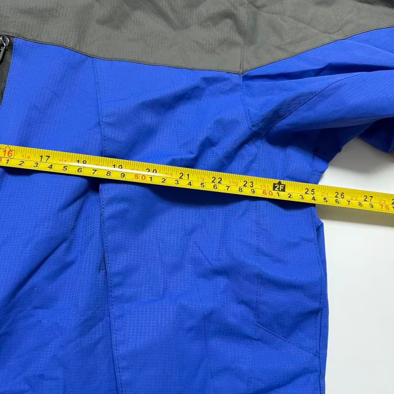 Columbia Titanium Omni-Tech Waterproof Hooded Jacket — photo 4 of 7