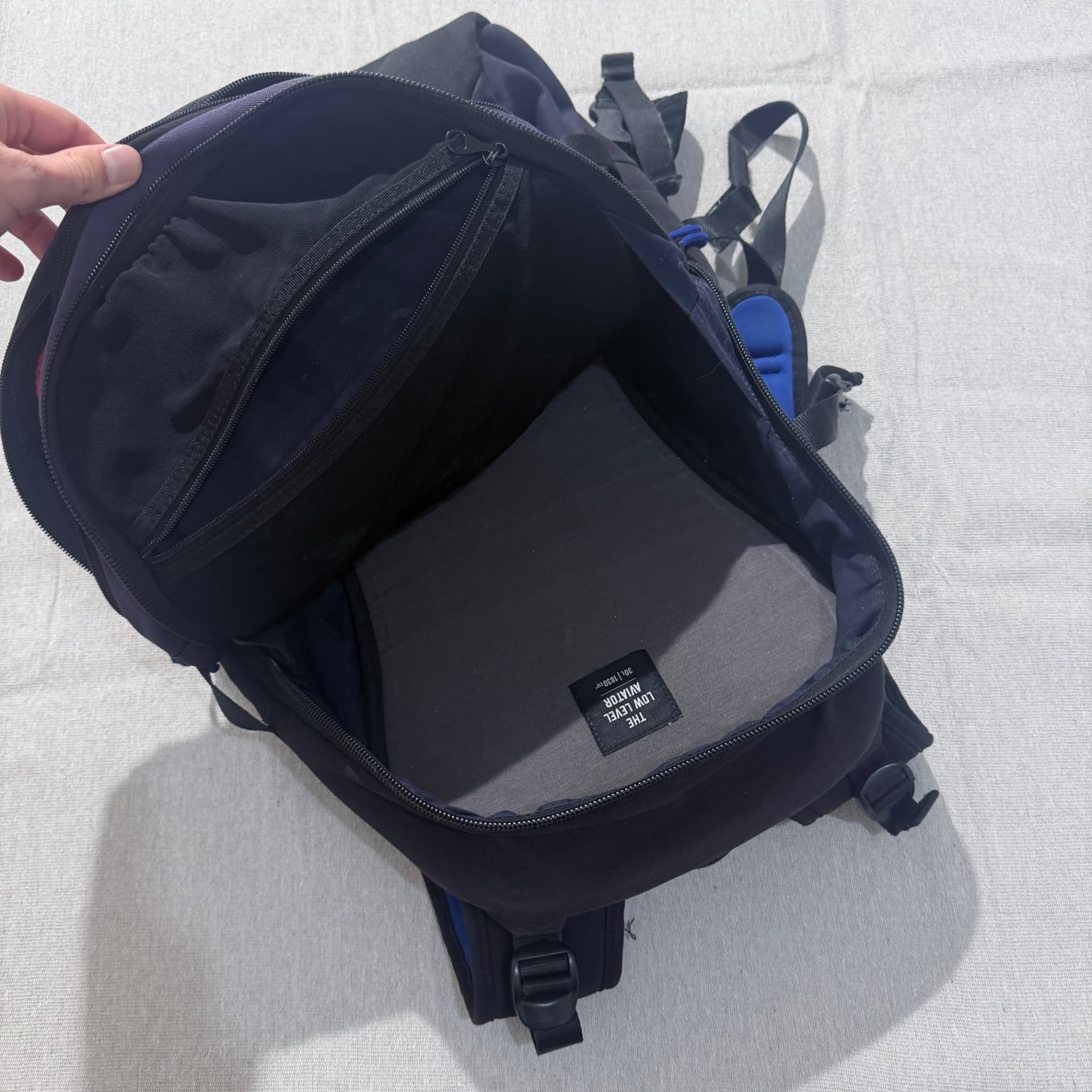 Crumpler Dry Red No. 5 Backpack — photo 2 of 12