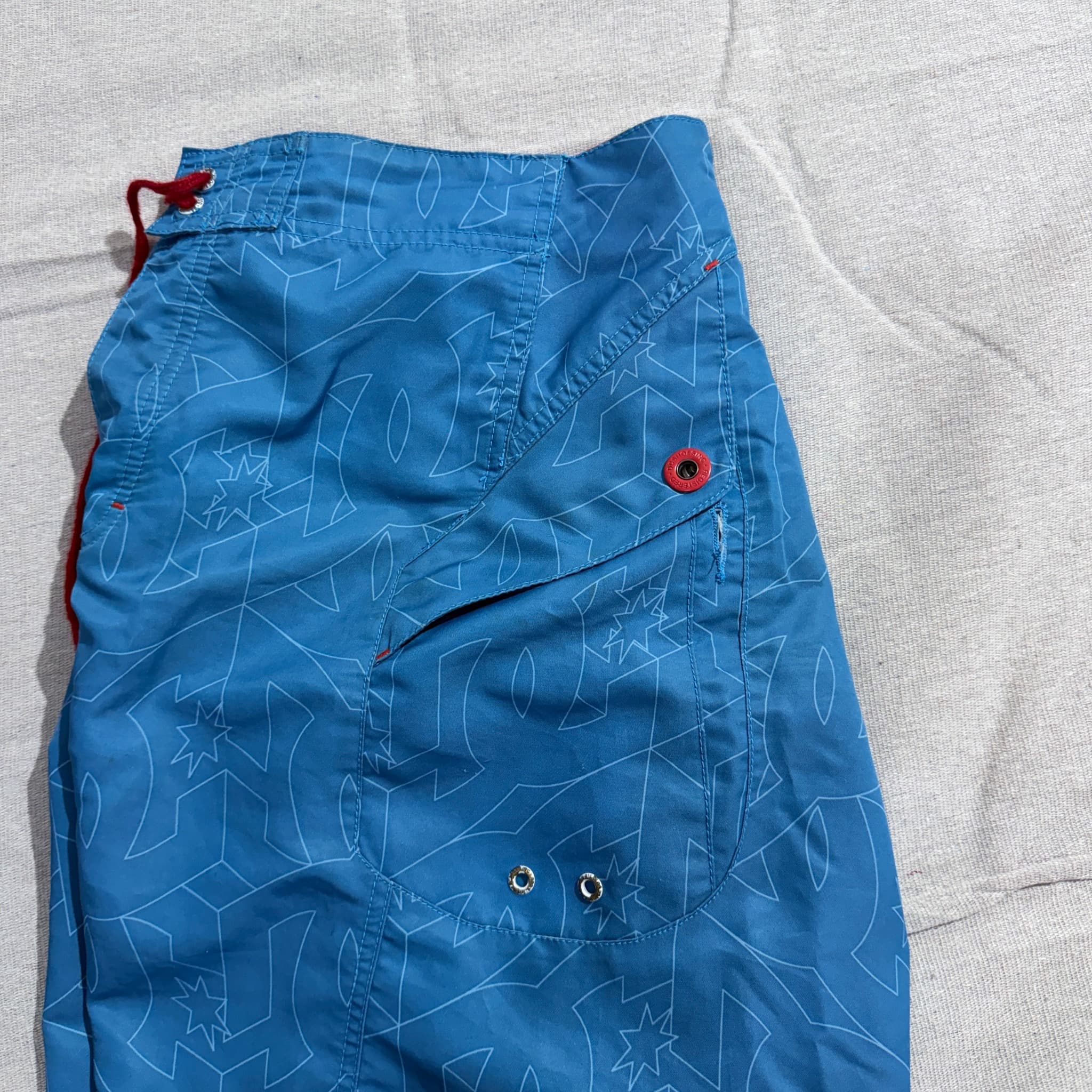 DC Men's Blue All-Over Logo Print Board Shorts — photo 7 of 9