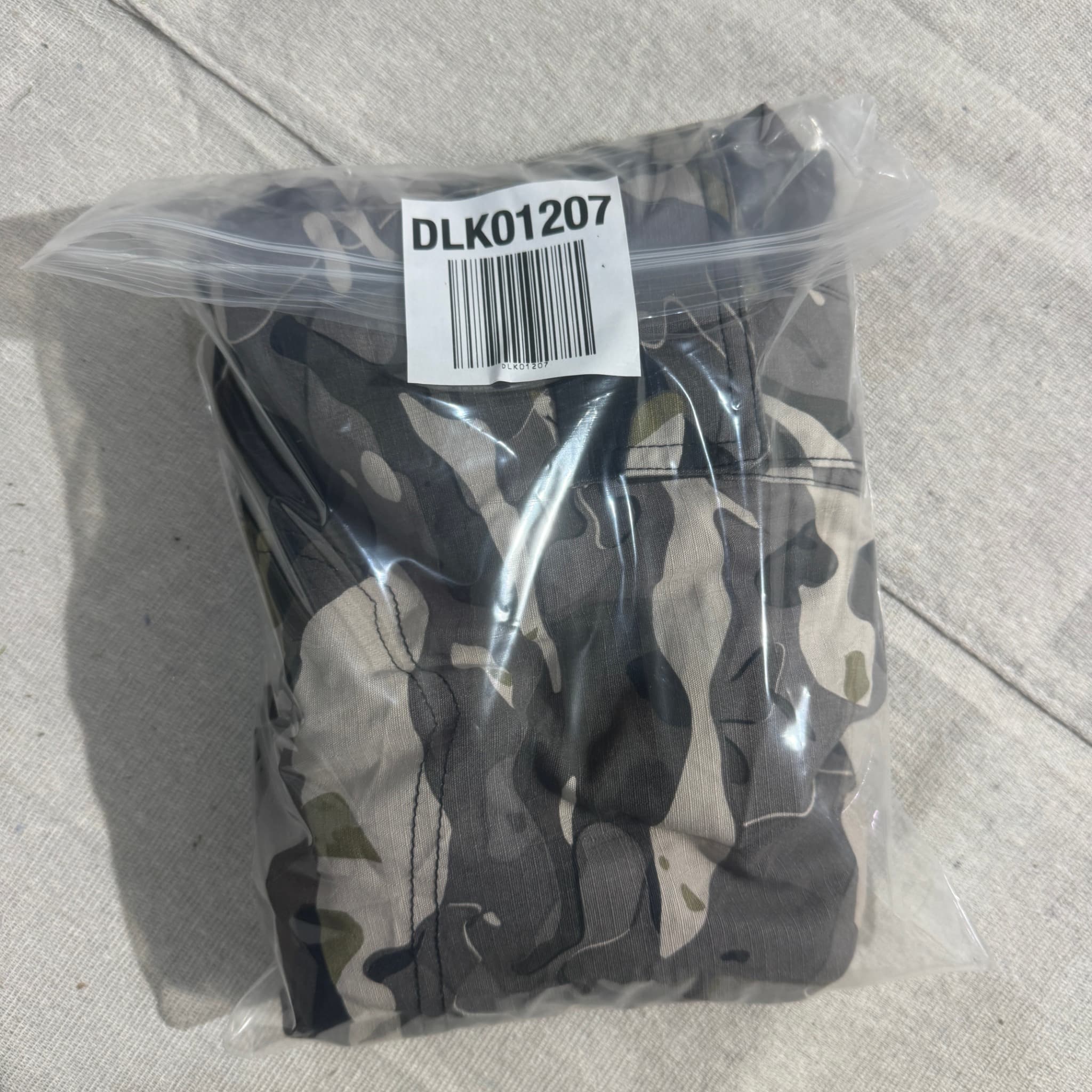 Decathlon Men's Grey Camouflage Cargo Shorts — photo 6 of 6