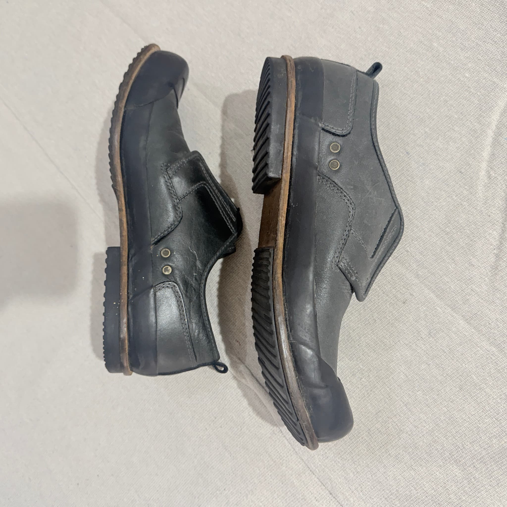 Diesel Black Leather Slip-On Shoes With Rubber Toe Cap Size 10 — photo 4 of 9