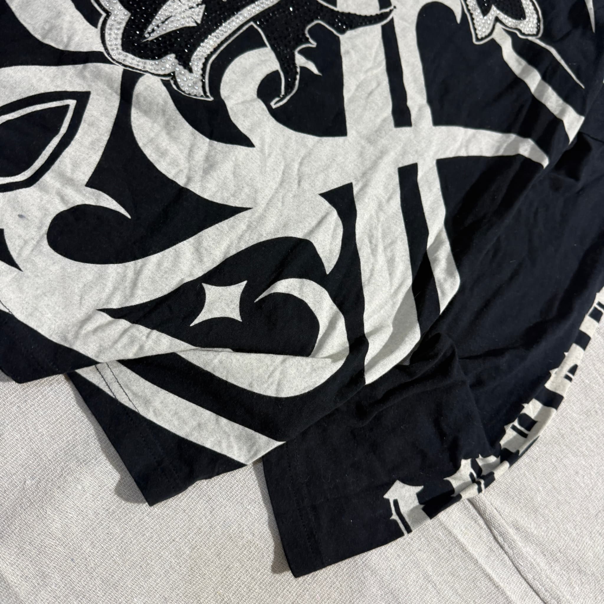 Ed Hardy Long Sleeve T-Shirt Black White Tribal Cross Graphic XL — photo 2 of 6