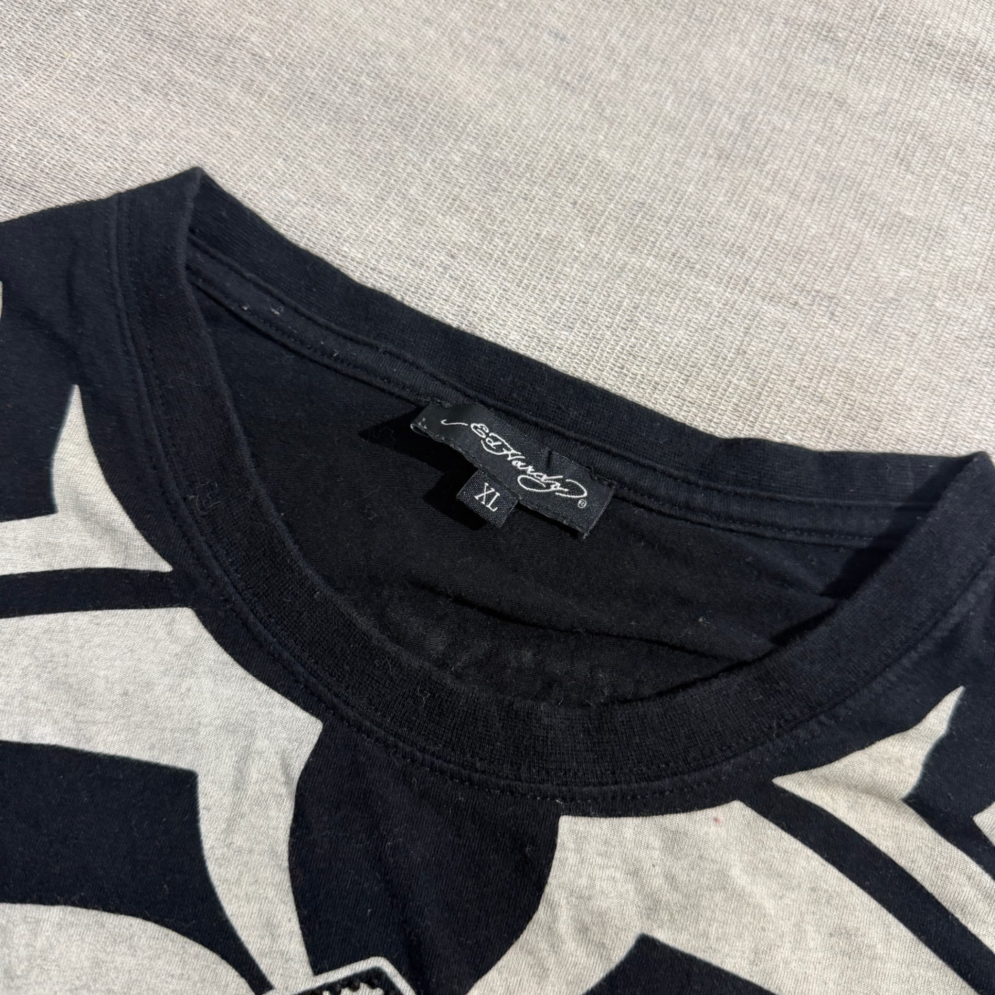 Ed Hardy Long Sleeve T-Shirt Black White Tribal Cross Graphic XL — photo 4 of 6