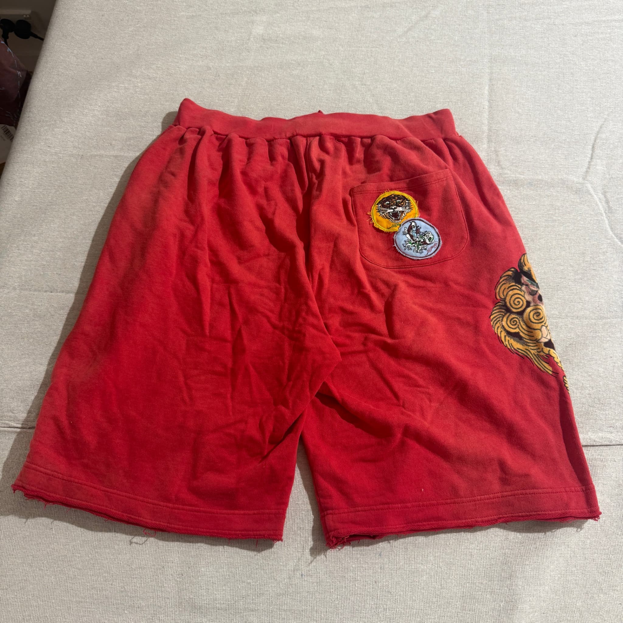 Ed Hardy Red Graphic Sweat Shorts Size L — photo 6 of 7