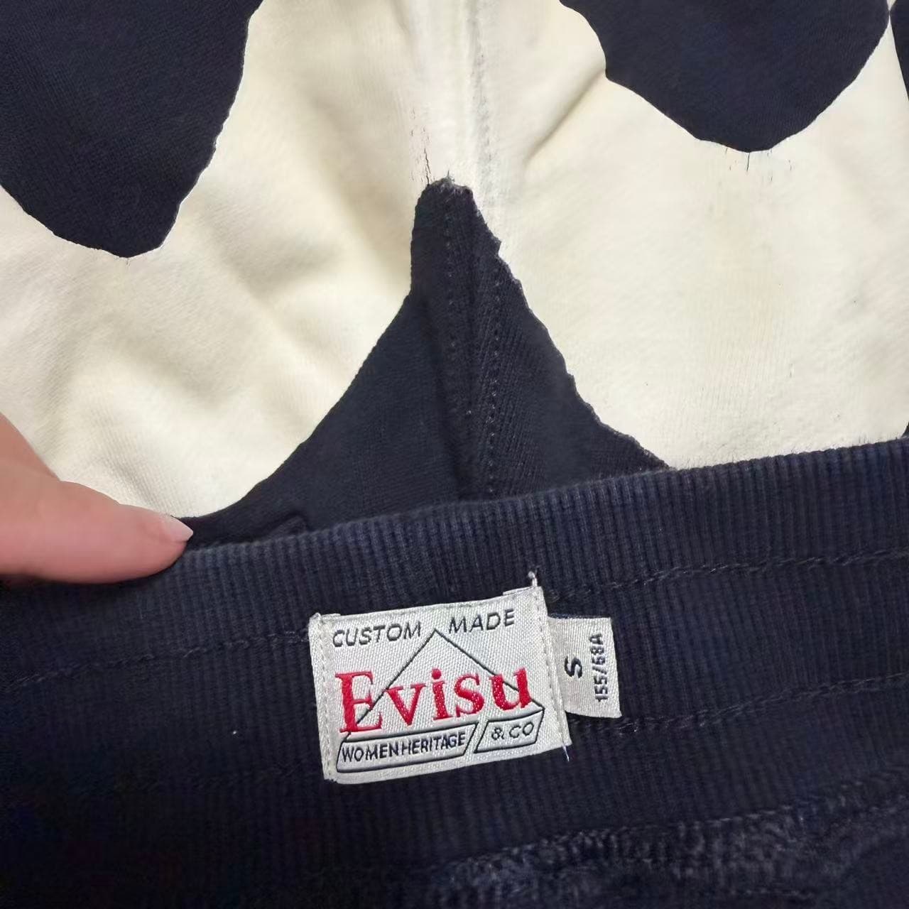 Evisu Black Sweatshorts Women's Size S — photo 5 of 12