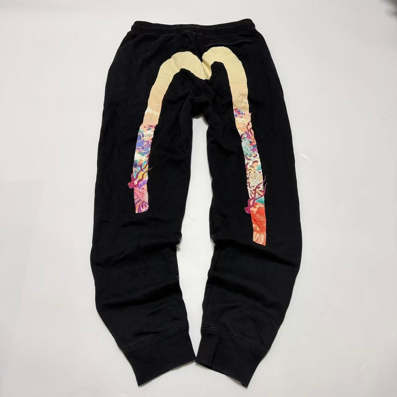Evisu Black Sweatshorts Women's Size S — photo 1 of 12