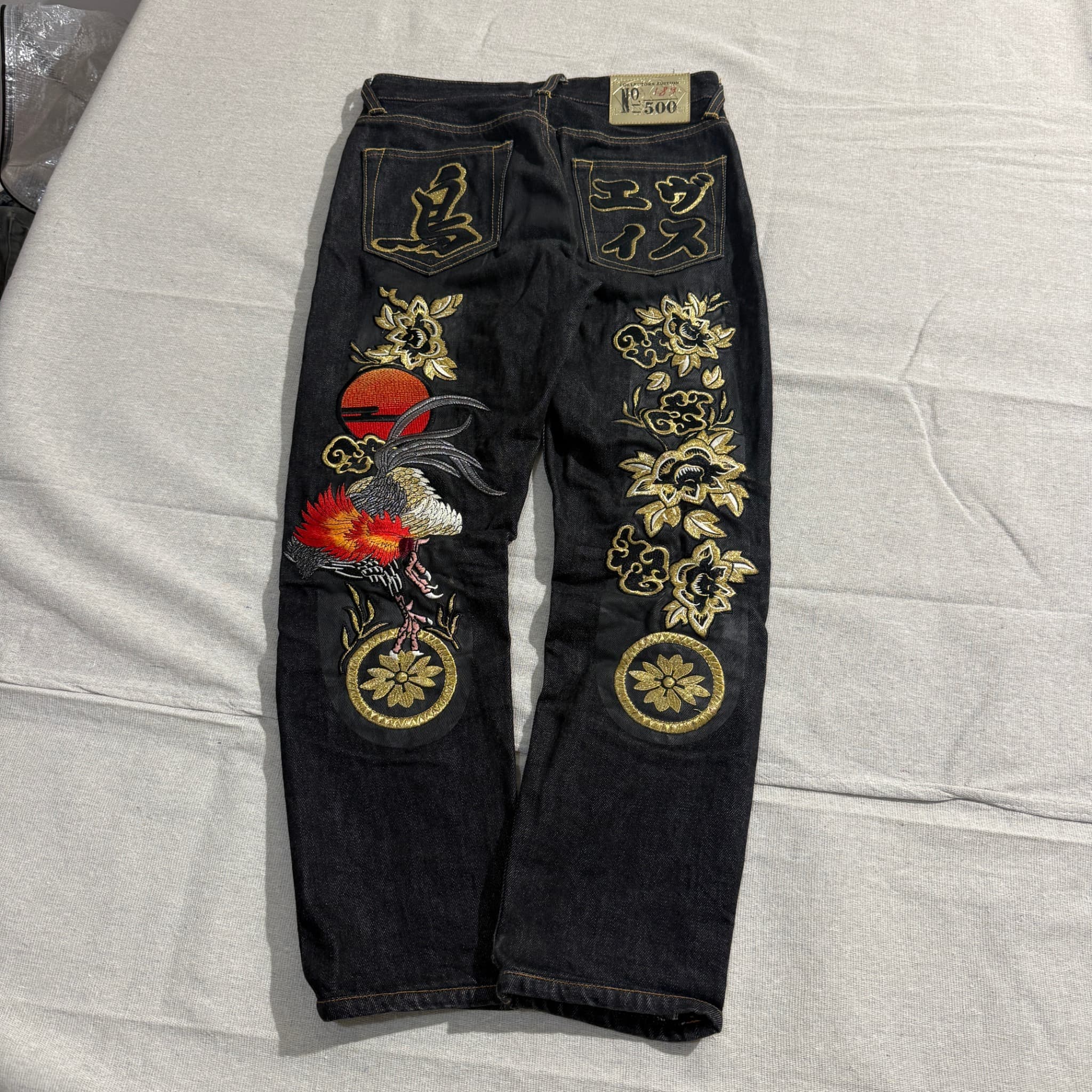 Evisu Daicock Raw Denim Jeans Indigo Embroidered Men's Size 28 — photo 2 of 6