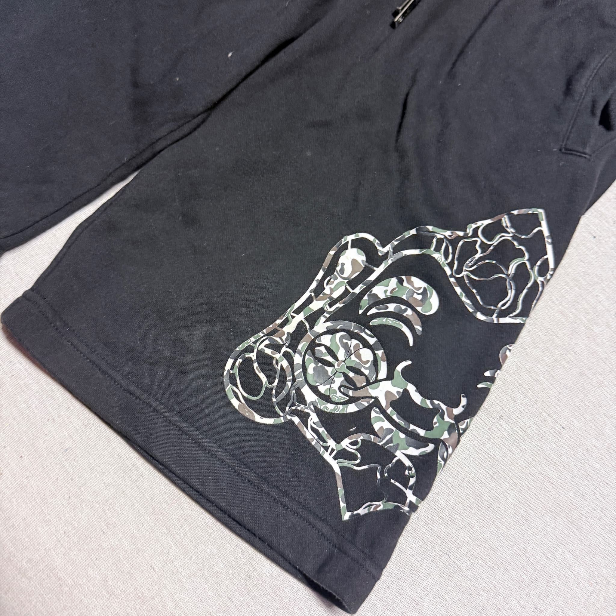 Evisu Daruma Camo Print Sweat Shorts Black Size XL — photo 2 of 5