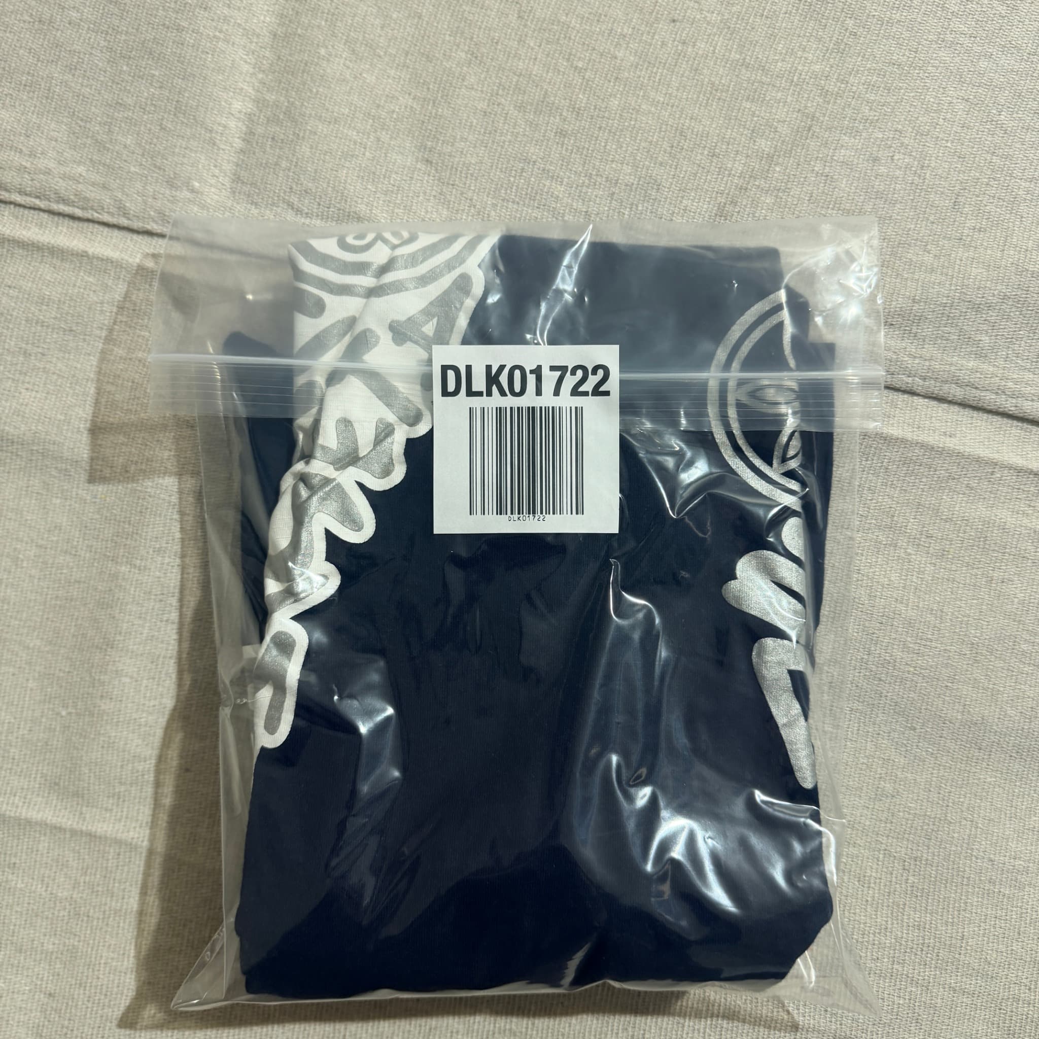 Evisu Navy Blue Metallic Seagull Pocket T-Shirt — photo 8 of 8