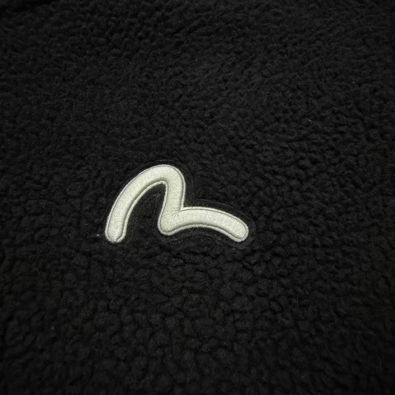 Evisu Seagull Logo Sherpa Fleece Jacket Black — photo 2 of 8
