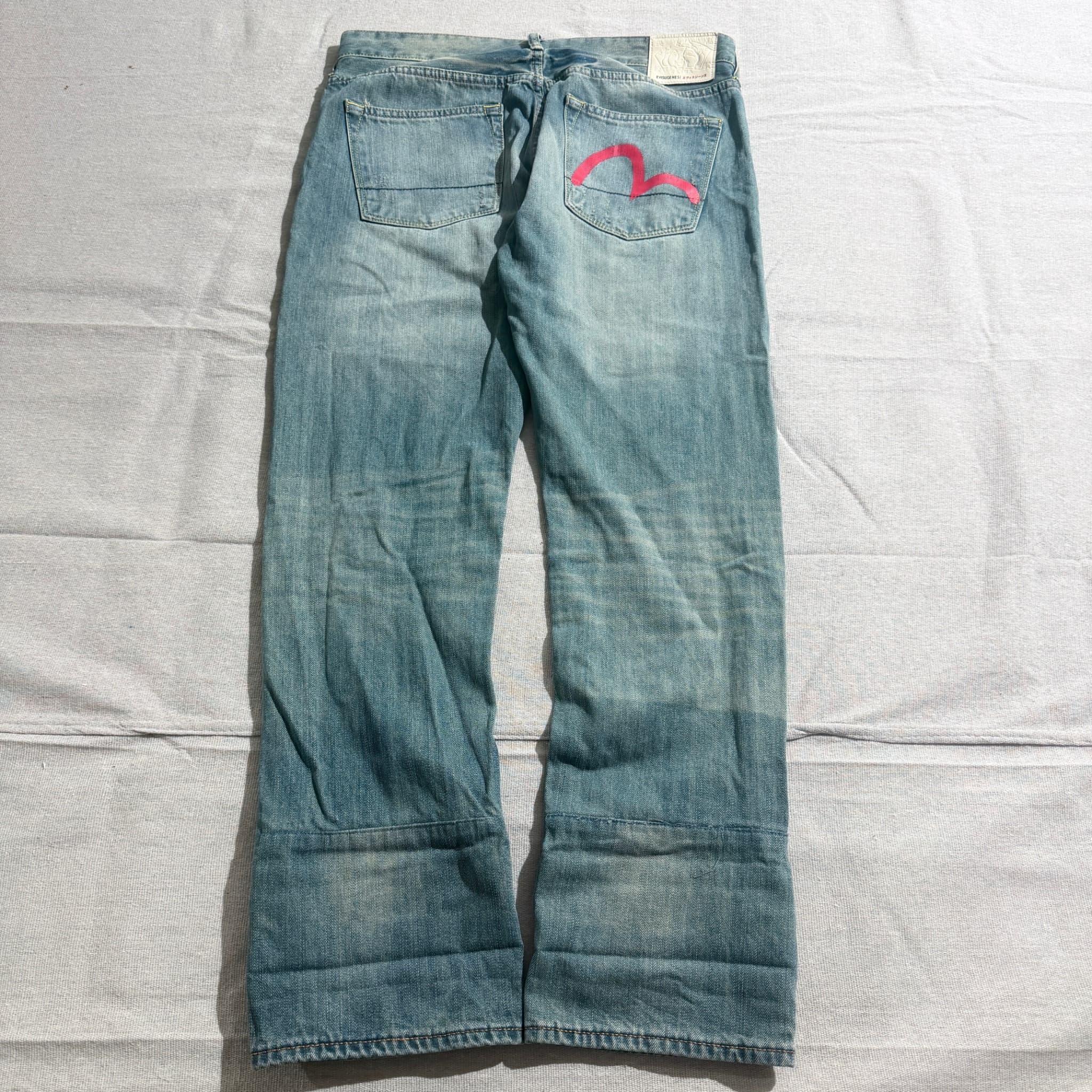 EVISUGENES Distressed Light Wash Jeans 34 — photo 2 of 12