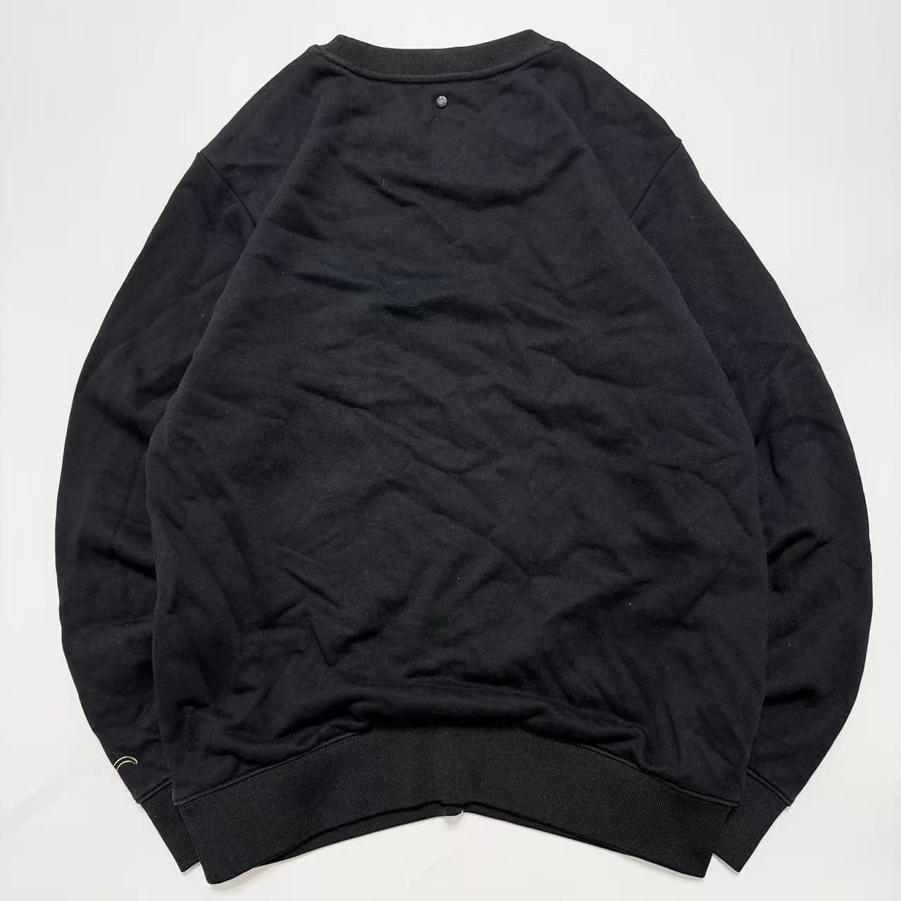 Evisukuro Beyond Denim Beyond Black Graphic Sweatshirt — photo 2 of 7