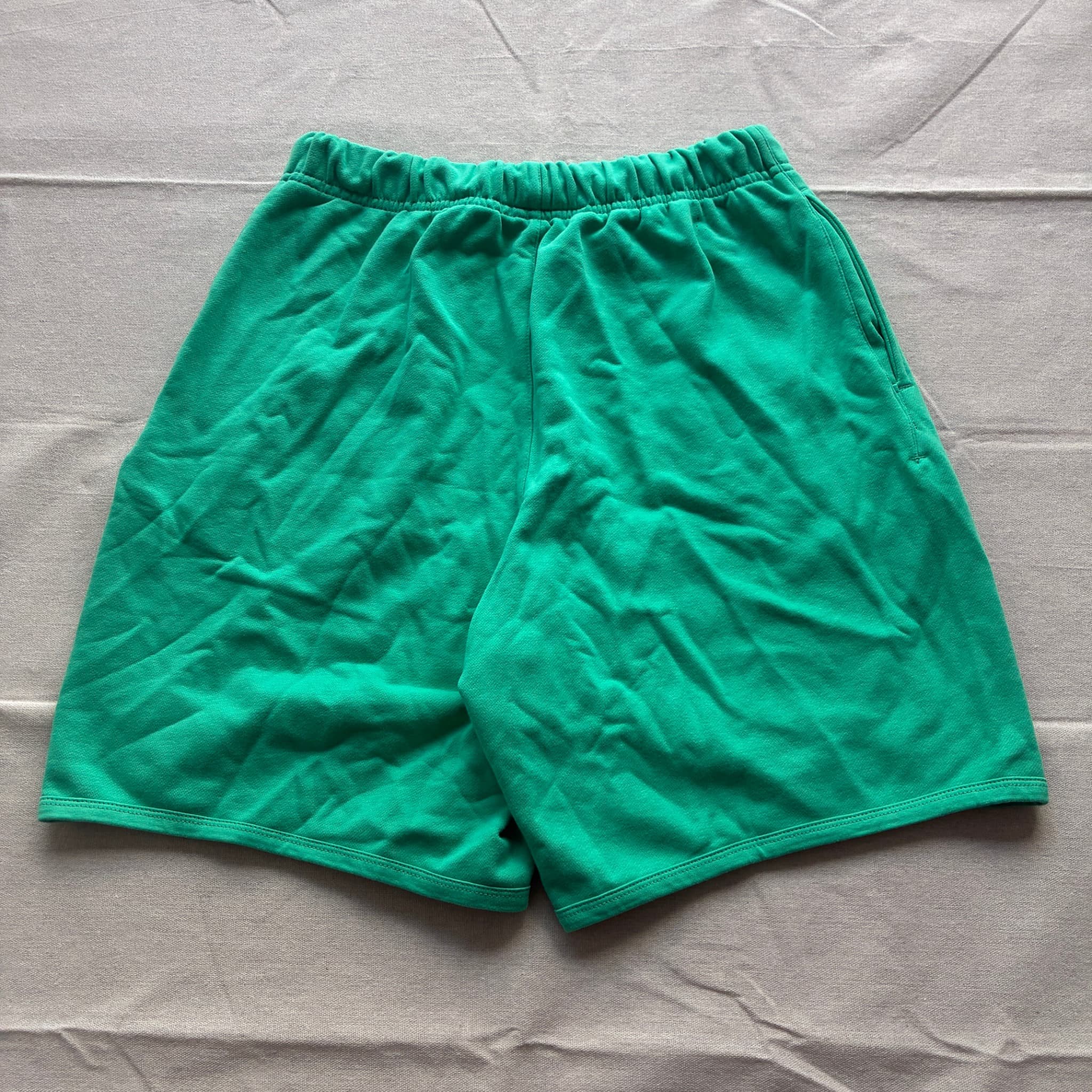 FEAR OF GOD Green Sweat Shorts Size M — photo 1 of 6