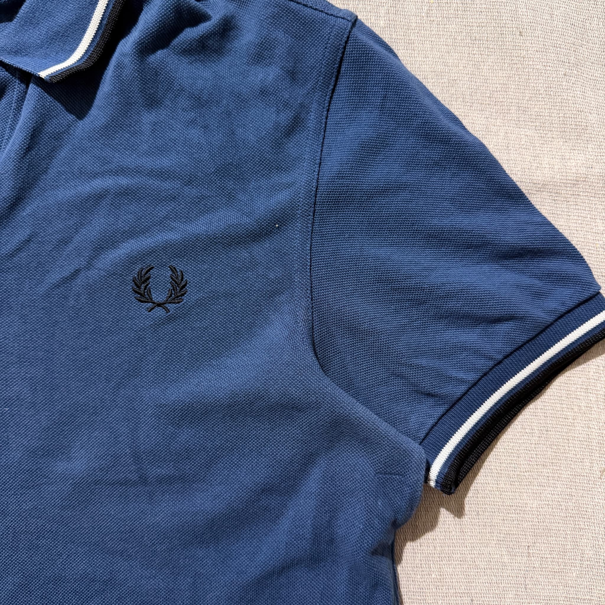 Fred Perry M3600 Twin Tipped Polo Shirt Navy Blue Size M — photo 3 of 8