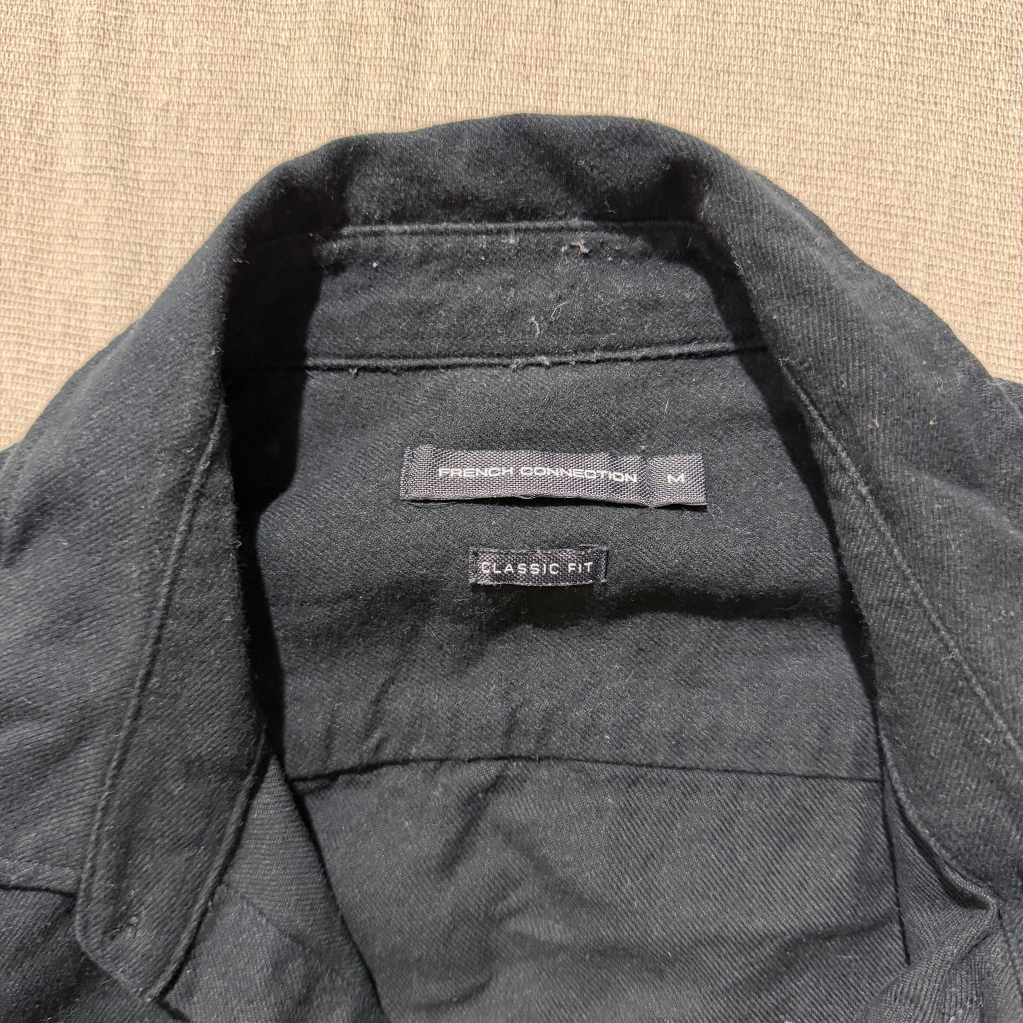 French Connection Men's Classic Fit Long Sleeve Button-Down Shirt Black Size M — photo 3 of 7