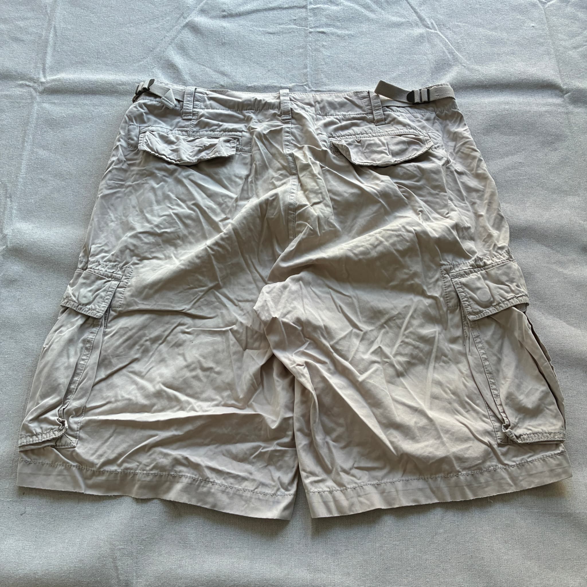 Gap Khaki Cargo Shorts Men's Size 34 — photo 5 of 8