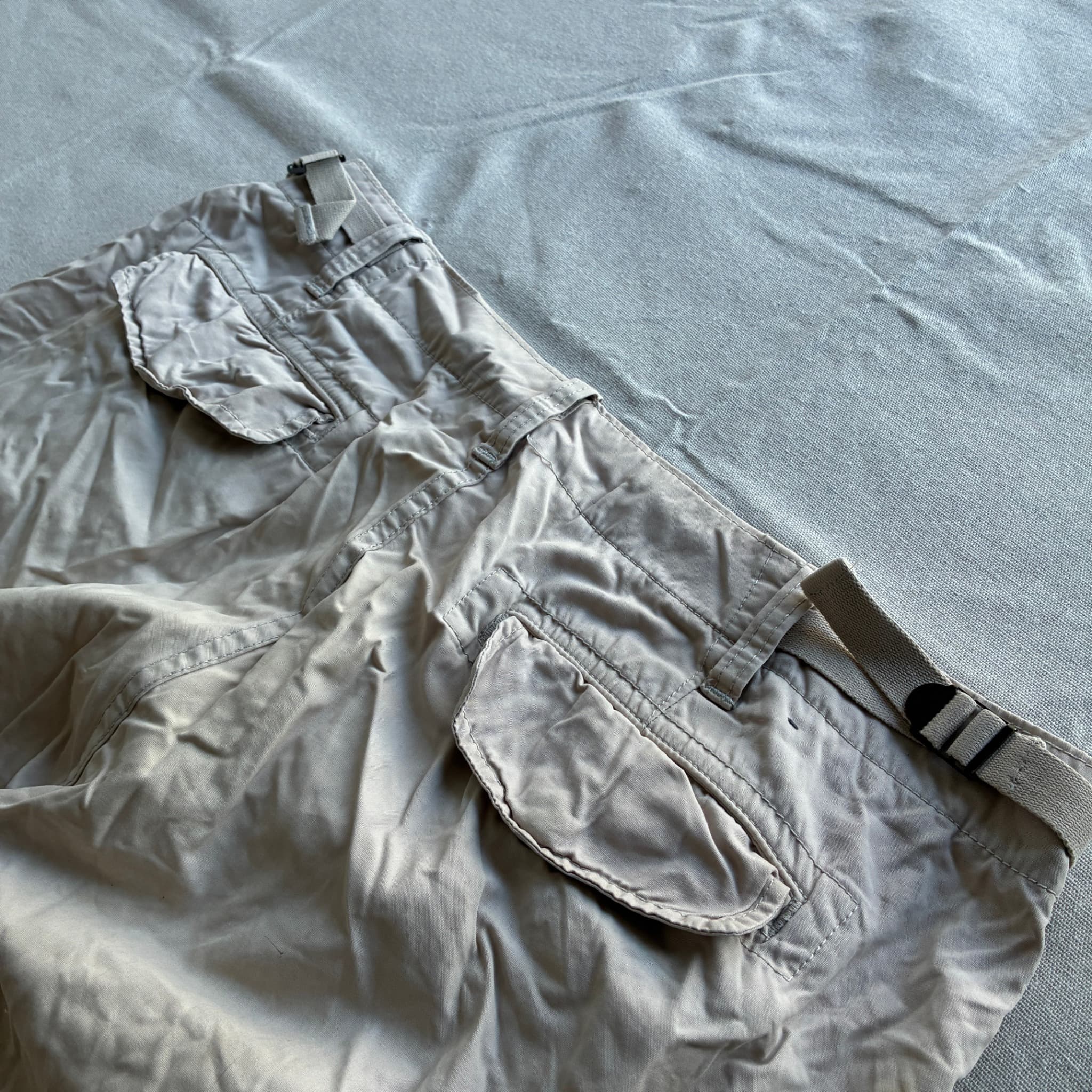 Gap Khaki Cargo Shorts Men's Size 34 — photo 6 of 8