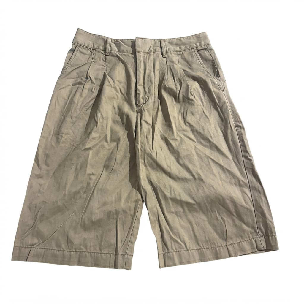 Gap Khaki Pleated Chino Shorts Size 4 — photo 1 of 6