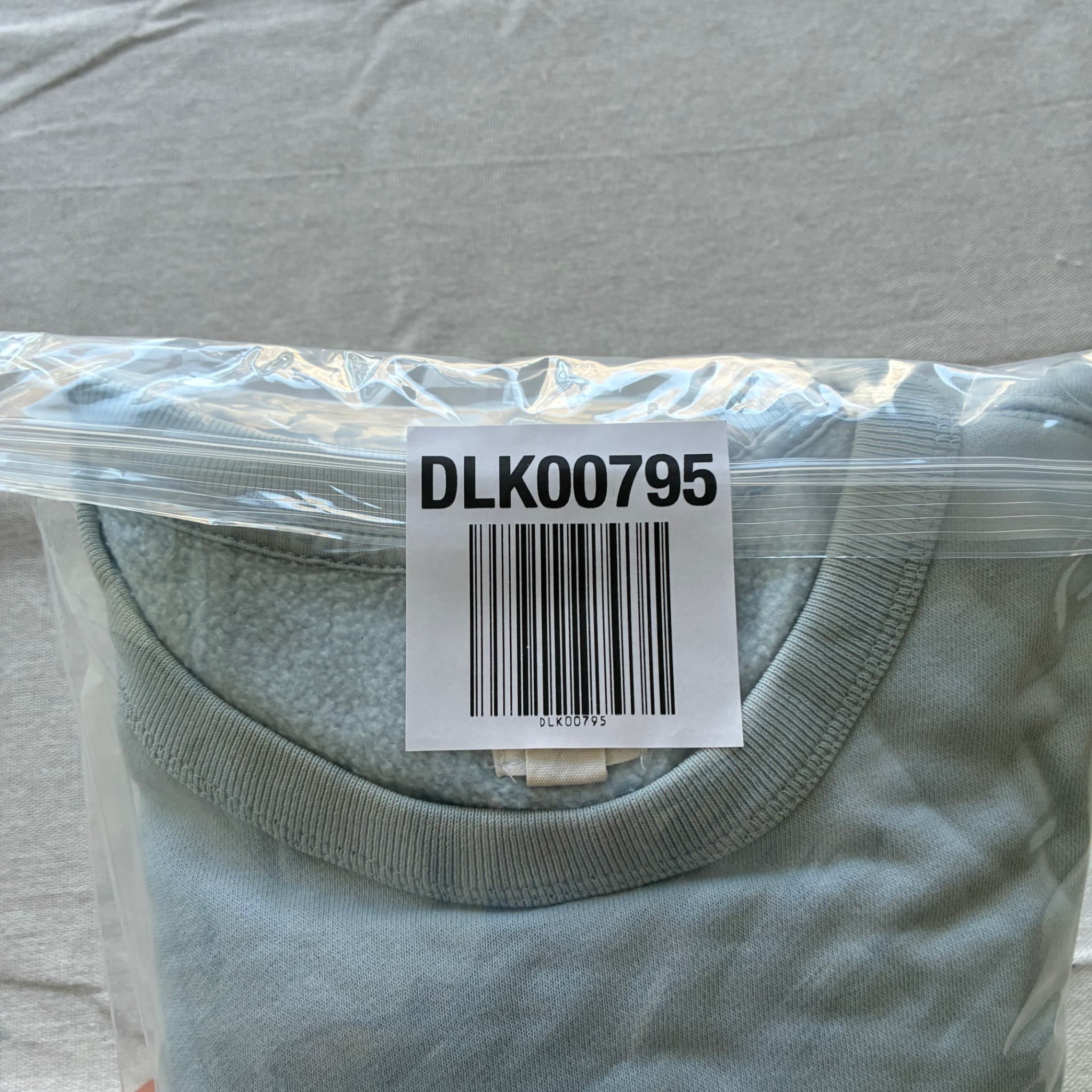 Gap Original Logo Crewneck Sweatshirt Light Blue — photo 6 of 6
