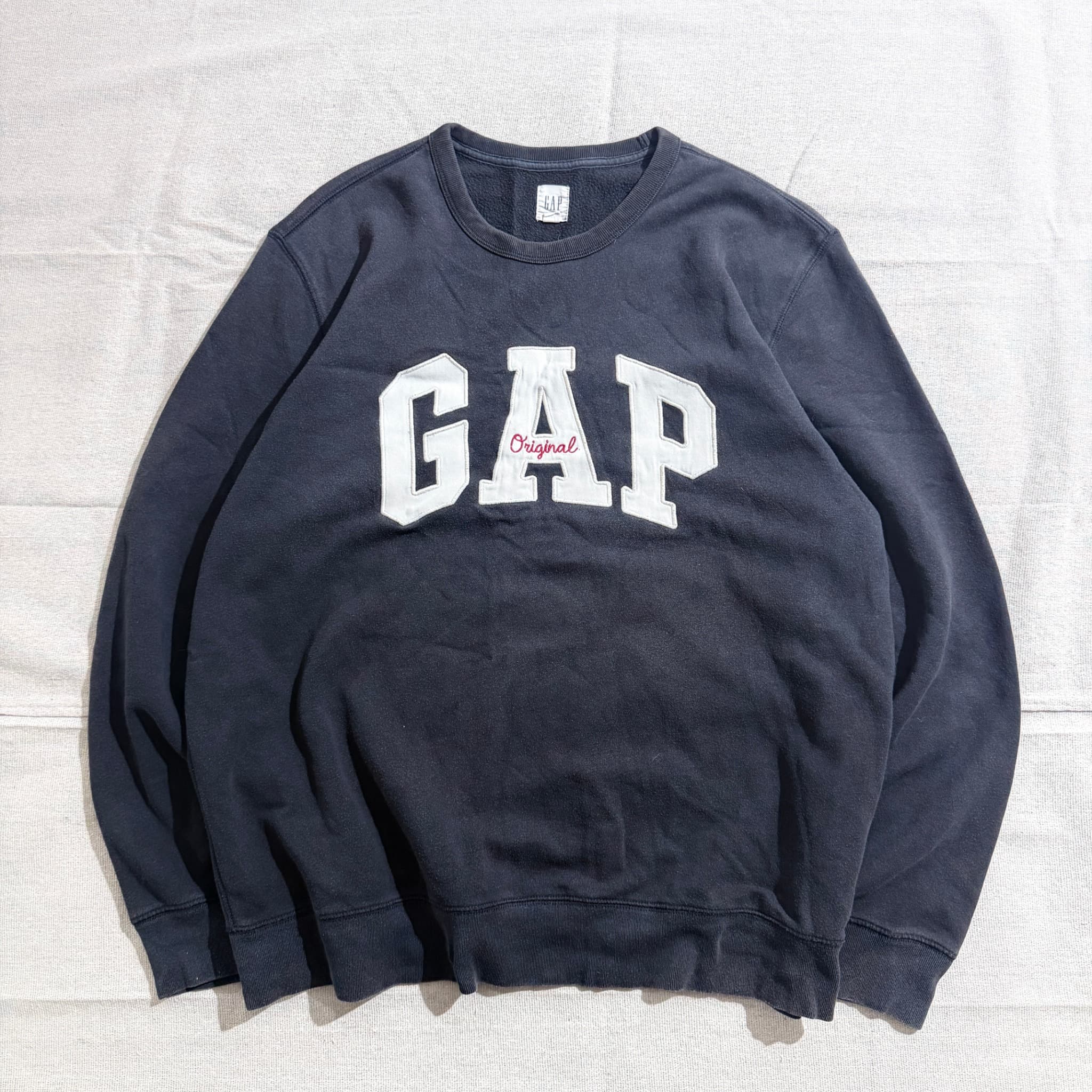 Gap Original Logo Crewneck Sweatshirt XL — photo 2 of 9